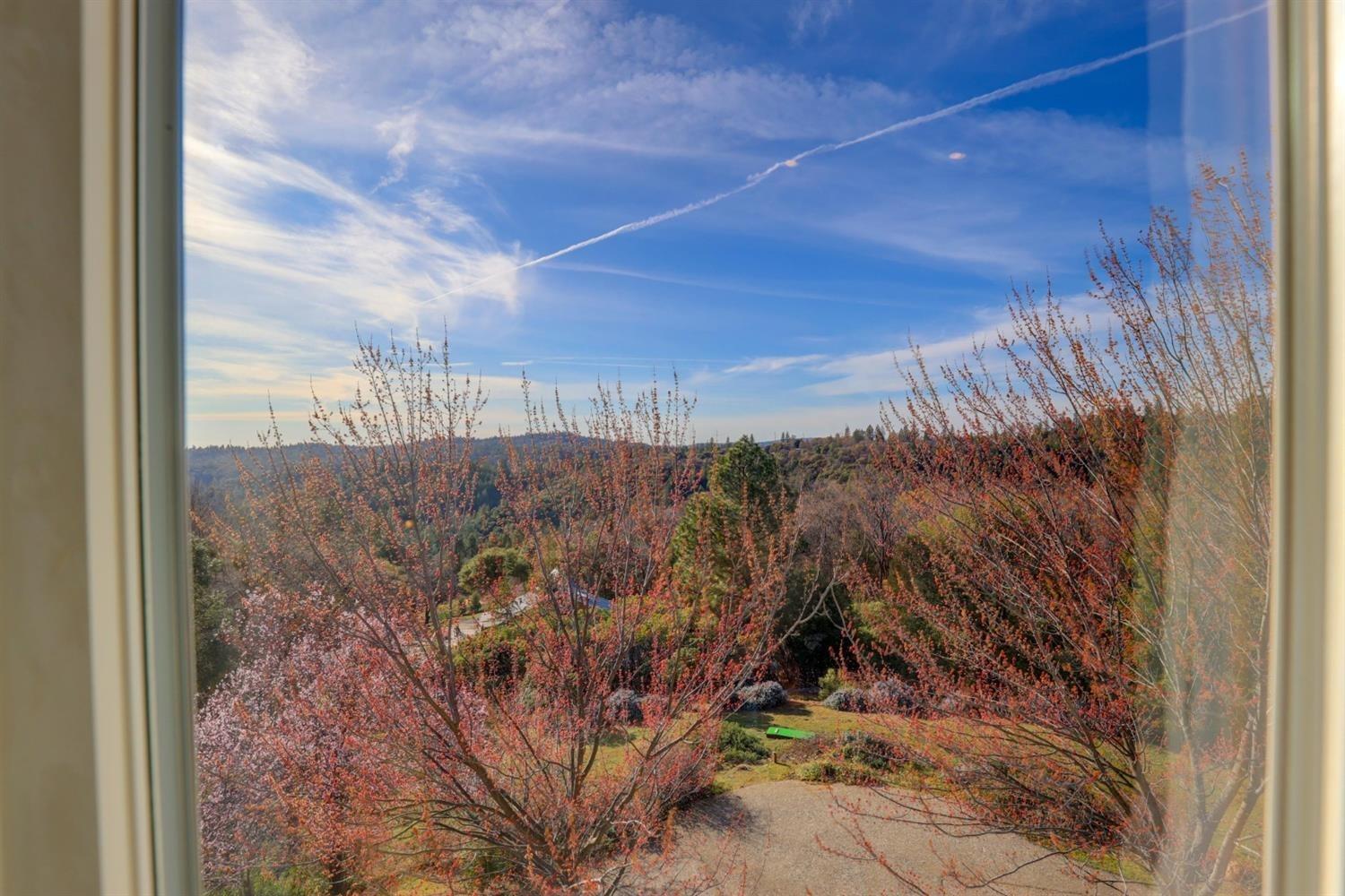 Detail Gallery Image 53 of 78 For 1300 Sierra Oak Ln, Colfax,  CA 95713 - 4 Beds | 3/1 Baths