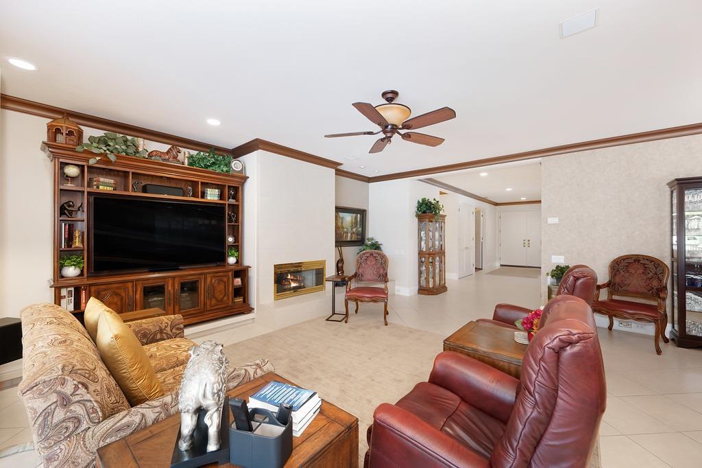 Detail Gallery Image 29 of 95 For 11523 Forty Niner Cir, Gold River,  CA 95670 - 3 Beds | 2/1 Baths