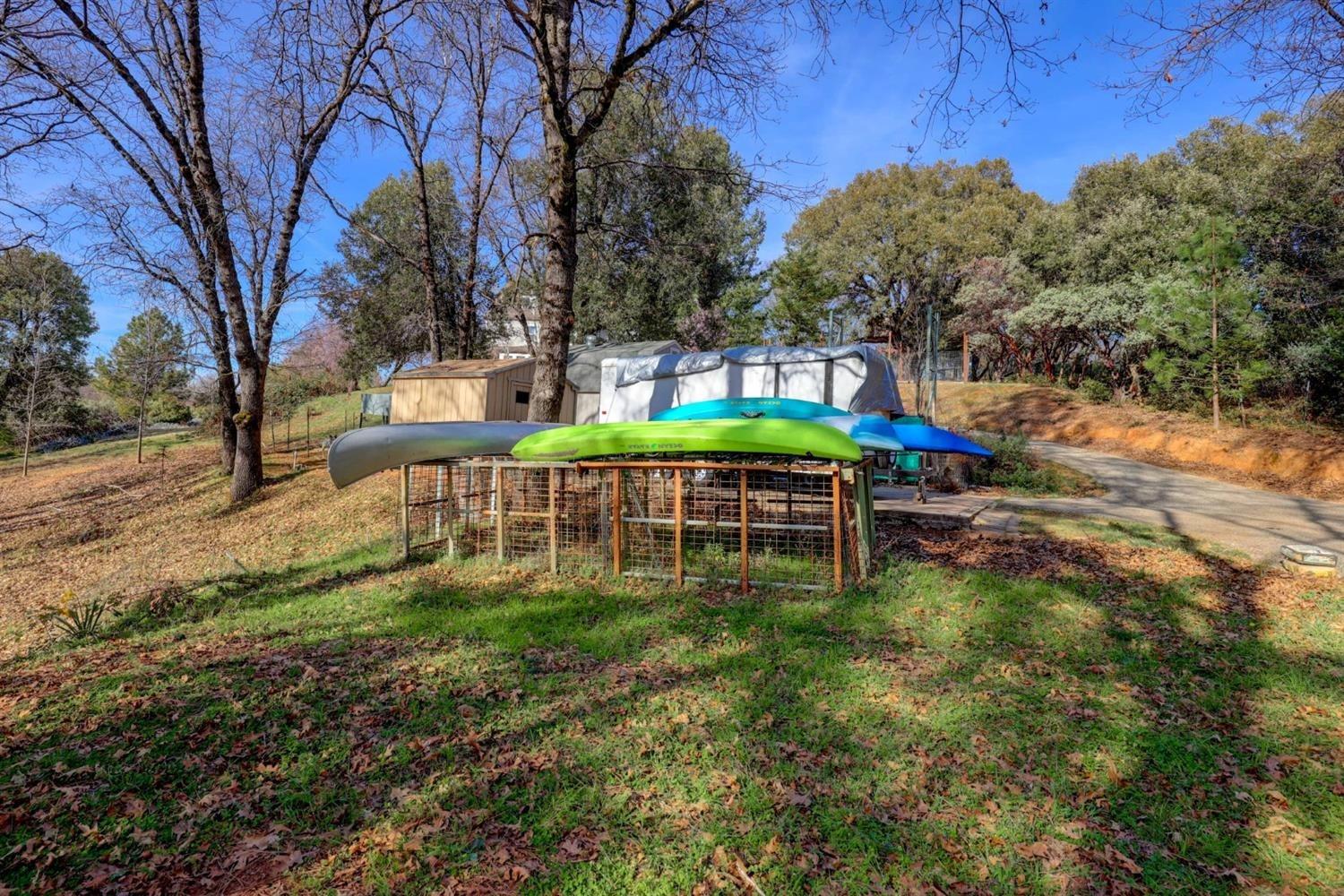 Detail Gallery Image 66 of 78 For 1300 Sierra Oak Ln, Colfax,  CA 95713 - 4 Beds | 3/1 Baths