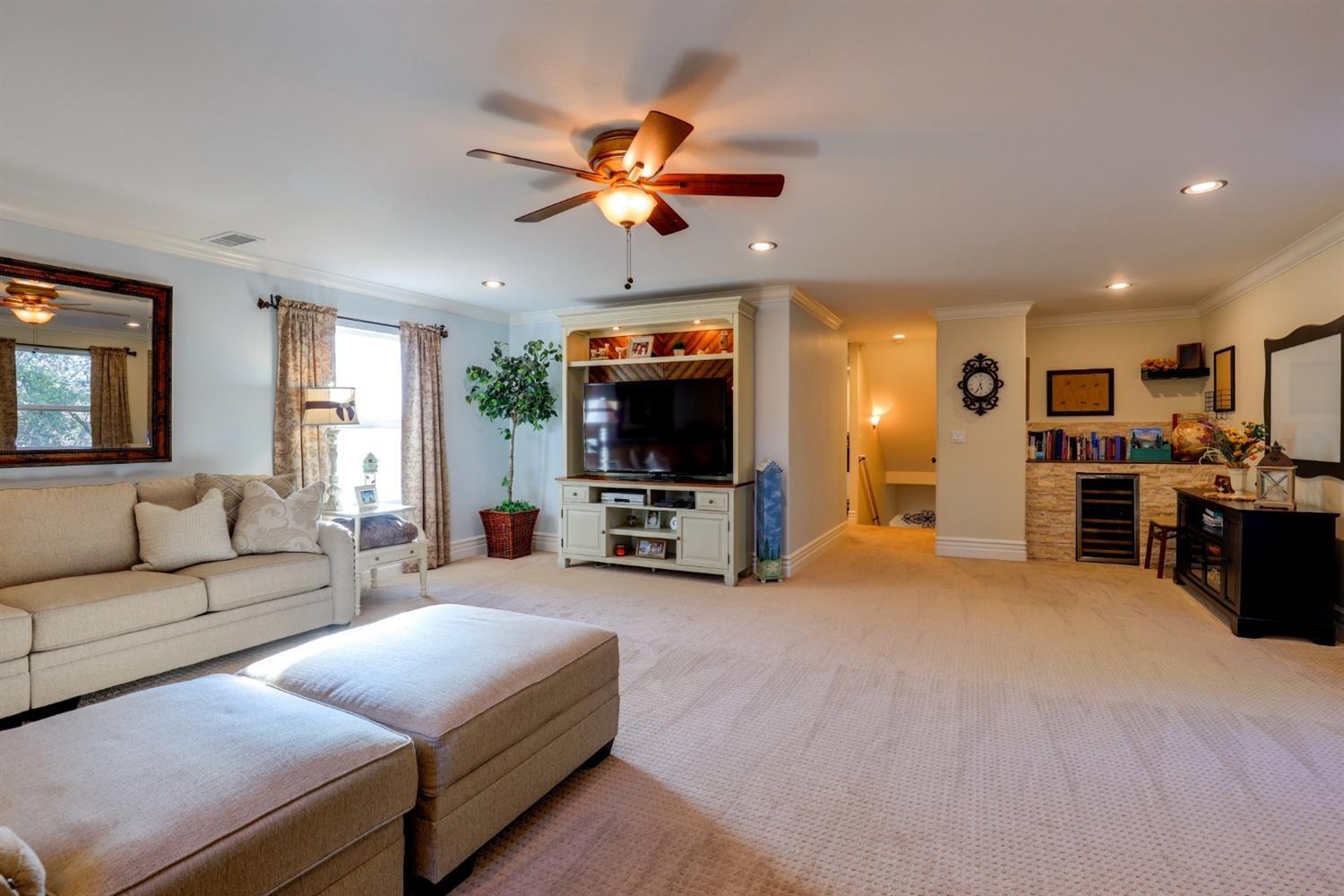 Detail Gallery Image 27 of 78 For 1300 Sierra Oak Ln, Colfax,  CA 95713 - 4 Beds | 3/1 Baths
