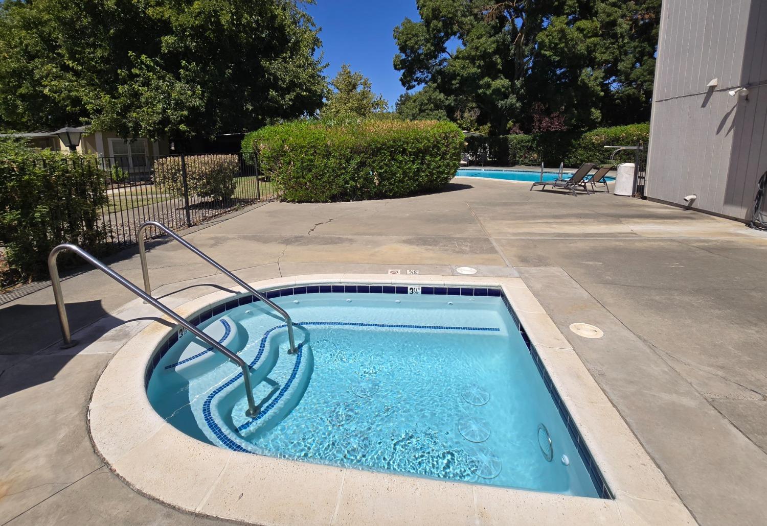 Detail Gallery Image 41 of 49 For 194 Full Cir, Davis,  CA 95618 - 3 Beds | 2 Baths