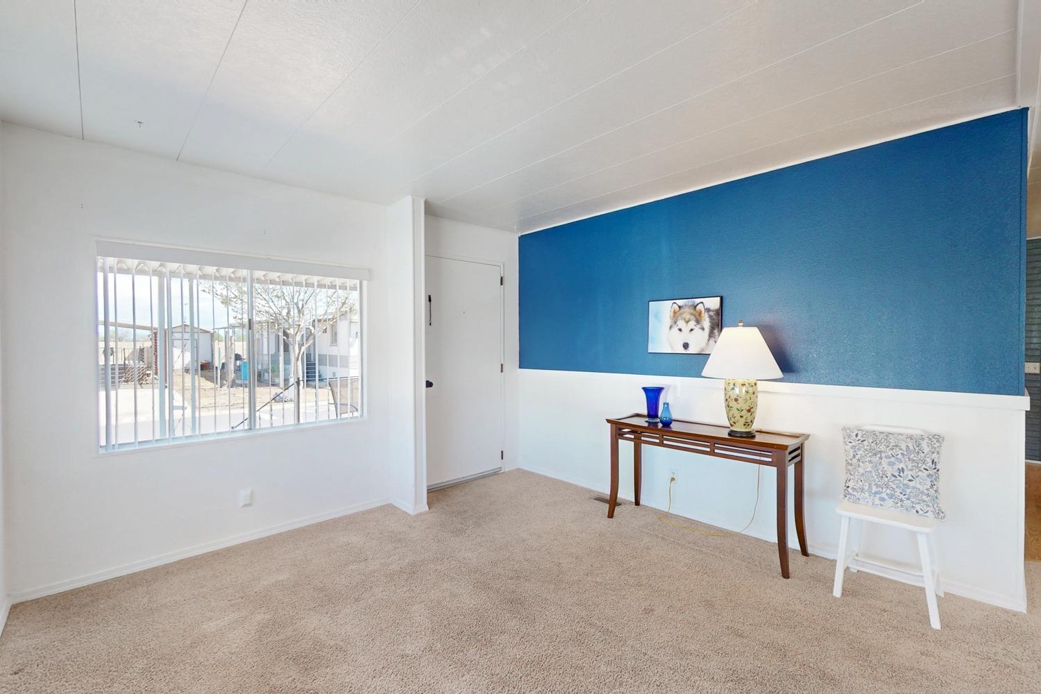 Detail Gallery Image 4 of 49 For 85 via Roberto, Olivehurst,  CA 95961 - 2 Beds | 2 Baths