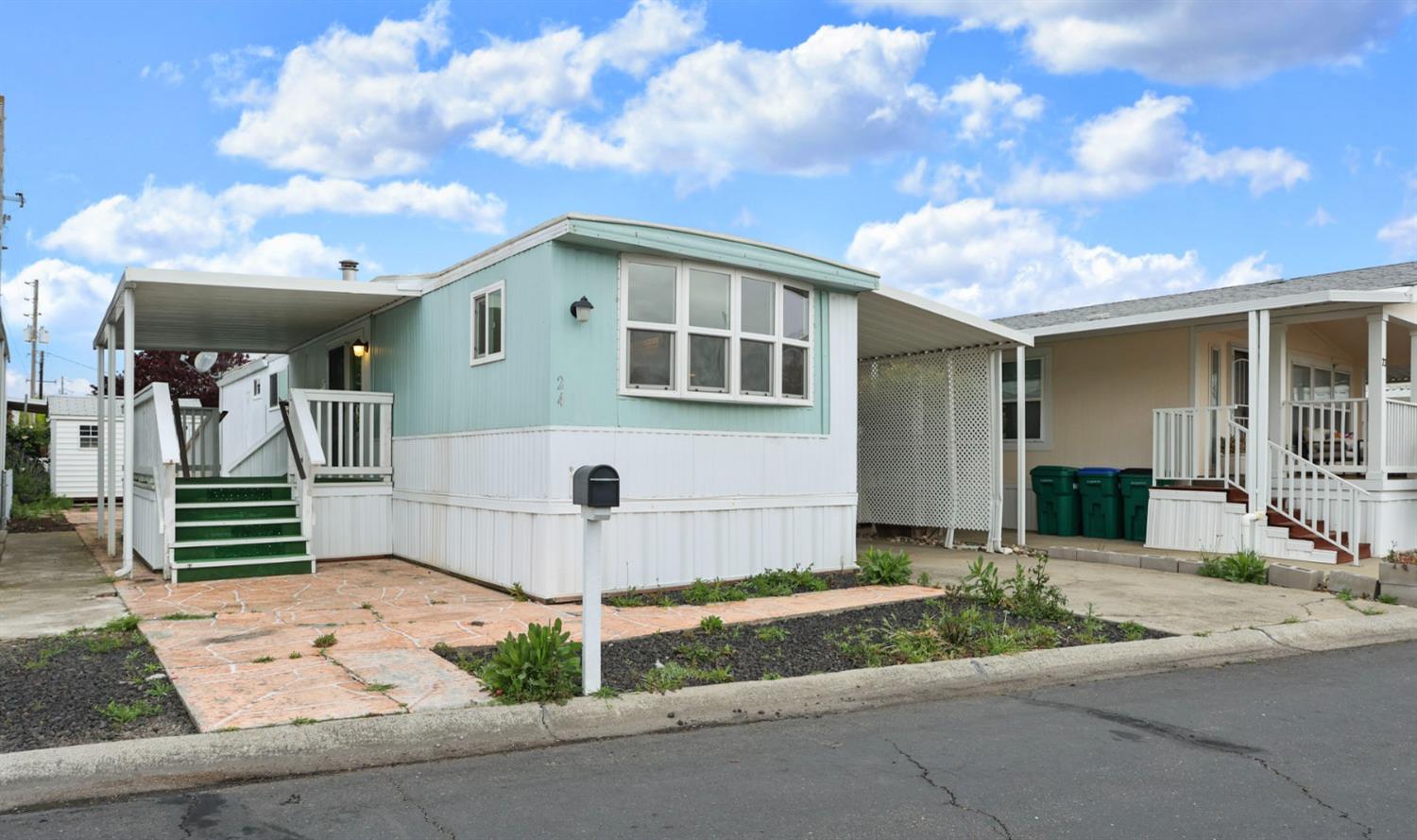 Detail Gallery Image 1 of 33 For 11662 N Ham Ln 24, Lodi,  CA 95242 - 2 Beds | 1 Baths