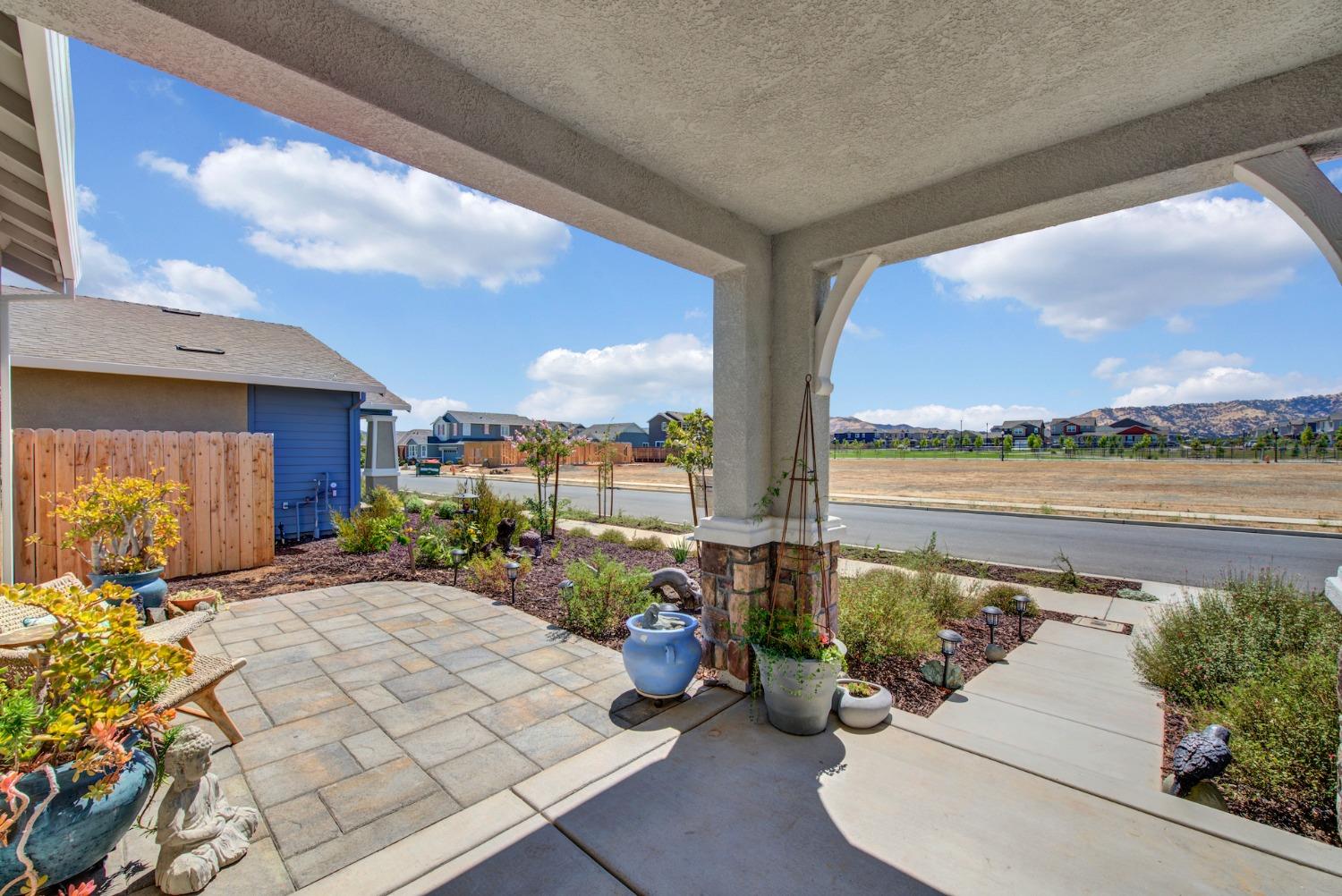 Detail Gallery Image 11 of 93 For 947 Wyatt Ln, Winters,  CA 95694 - 4 Beds | 3/1 Baths