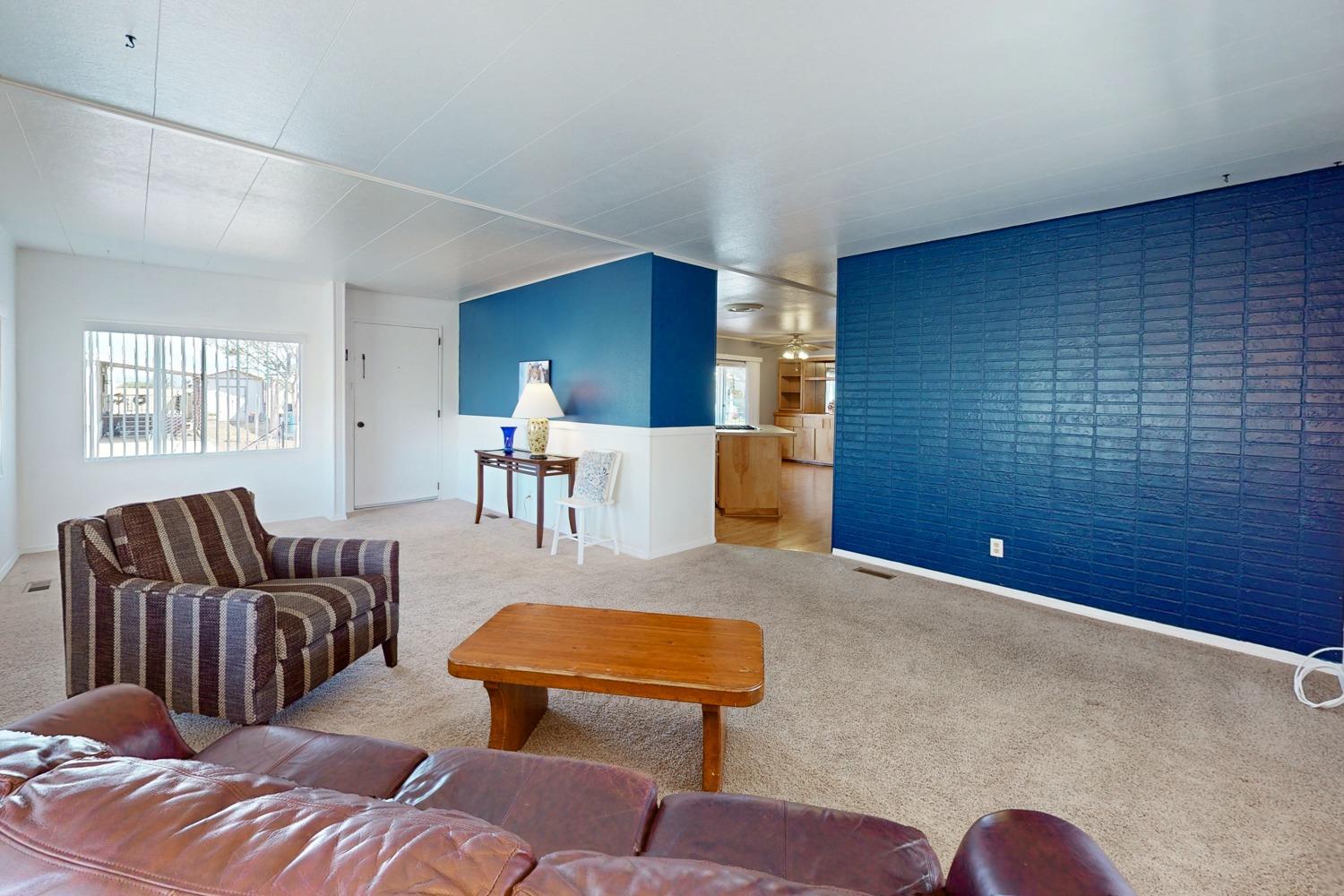Detail Gallery Image 11 of 49 For 85 via Roberto, Olivehurst,  CA 95961 - 2 Beds | 2 Baths