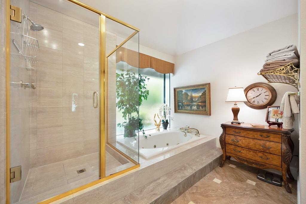Detail Gallery Image 44 of 95 For 11523 Forty Niner Cir, Gold River,  CA 95670 - 3 Beds | 2/1 Baths