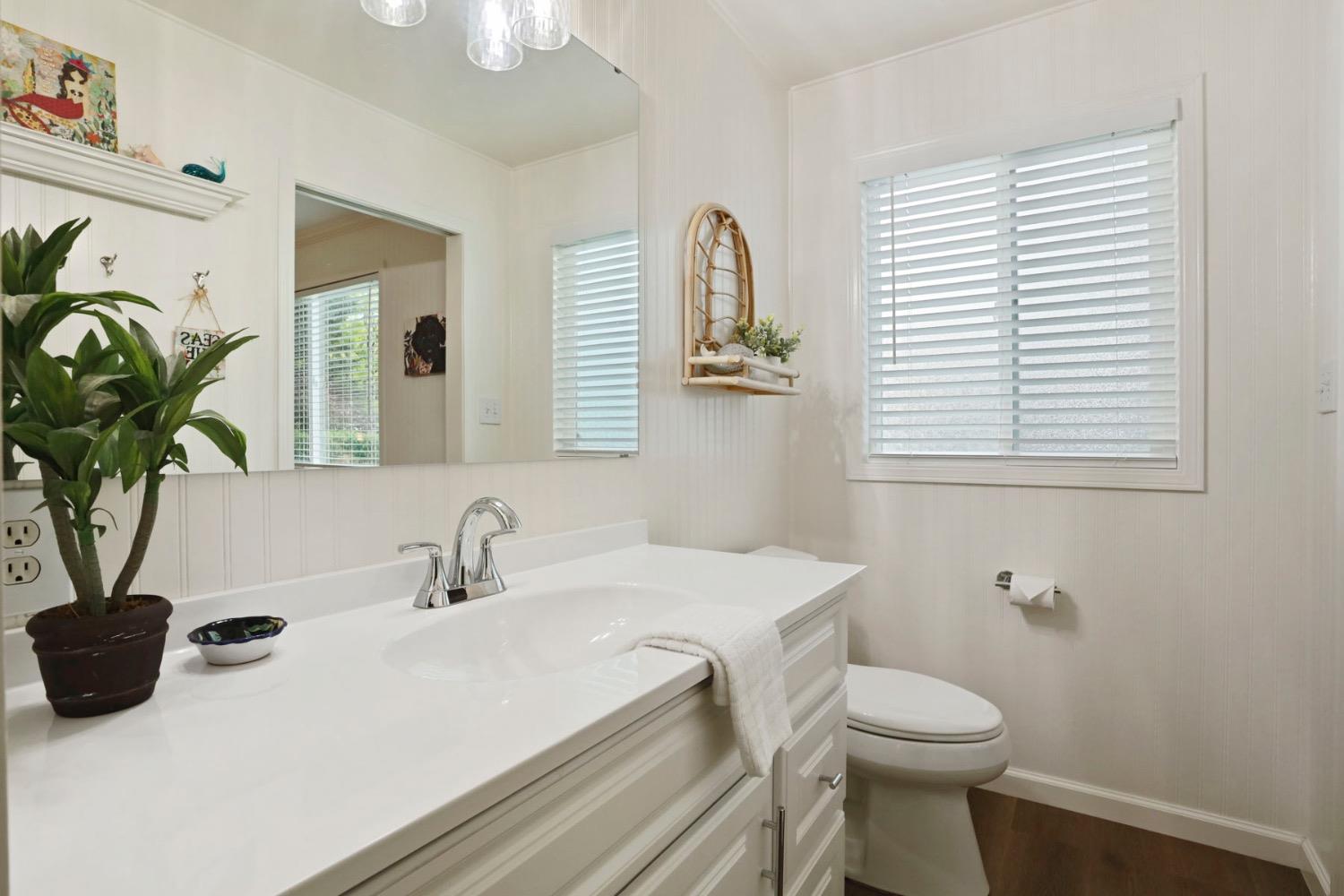 Detail Gallery Image 33 of 51 For 7522 Woodside Dr, Stockton,  CA 95207 - 3 Beds | 3 Baths
