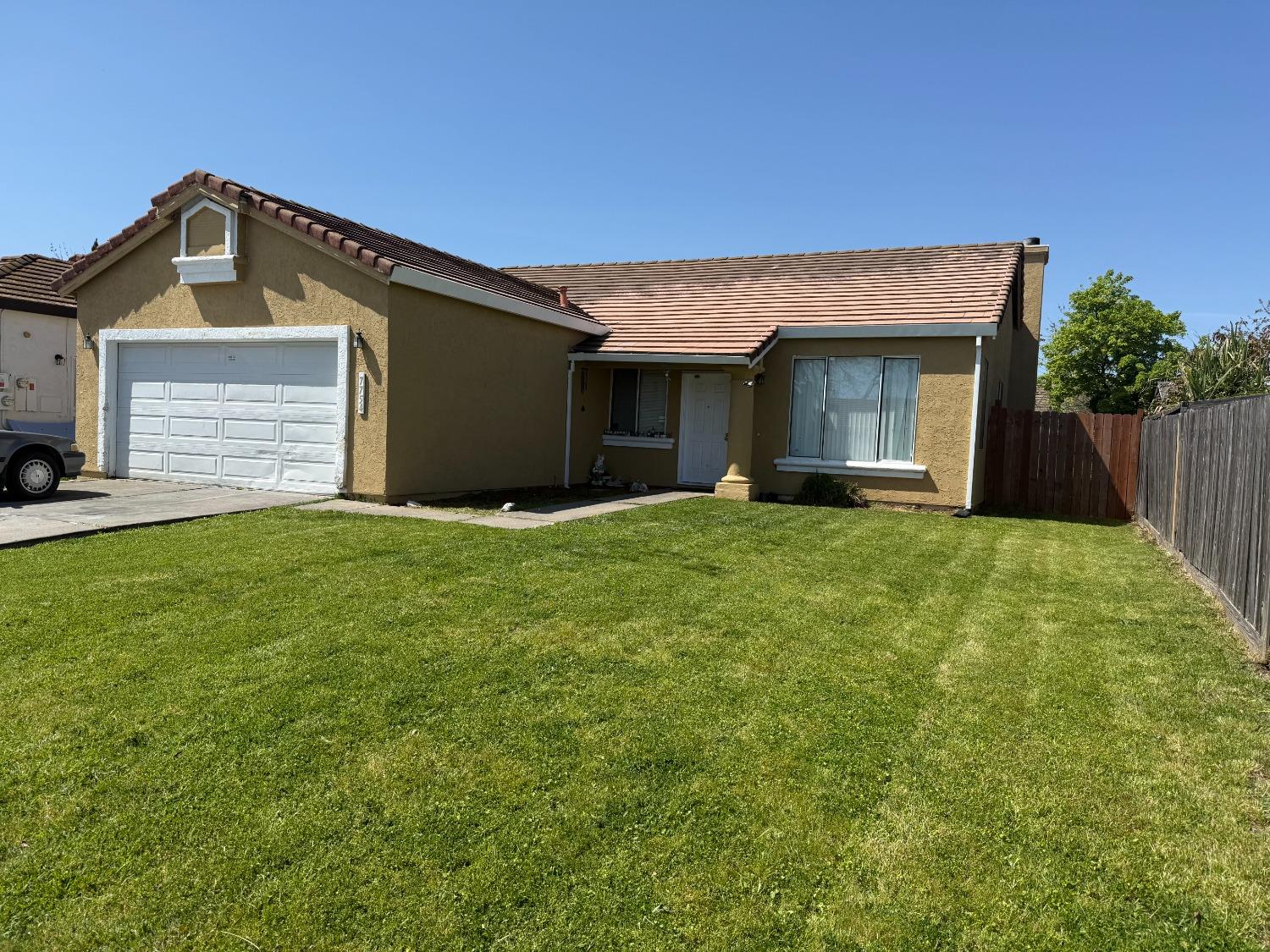 Detail Gallery Image 1 of 3 For 7754 18th St, Sacramento,  CA 95832 - 4 Beds | 2 Baths