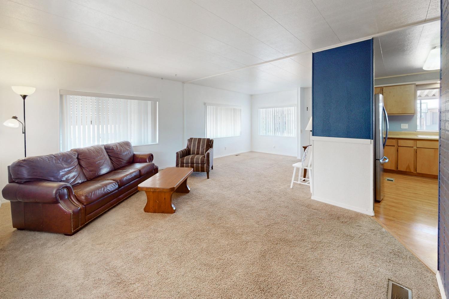 Detail Gallery Image 7 of 49 For 85 via Roberto, Olivehurst,  CA 95961 - 2 Beds | 2 Baths