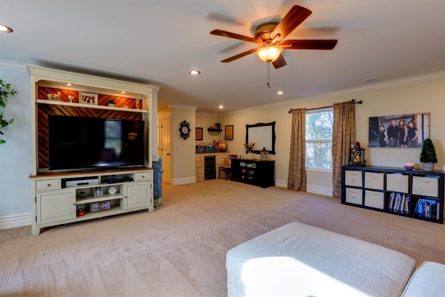 Detail Gallery Image 28 of 78 For 1300 Sierra Oak Ln, Colfax,  CA 95713 - 4 Beds | 3/1 Baths
