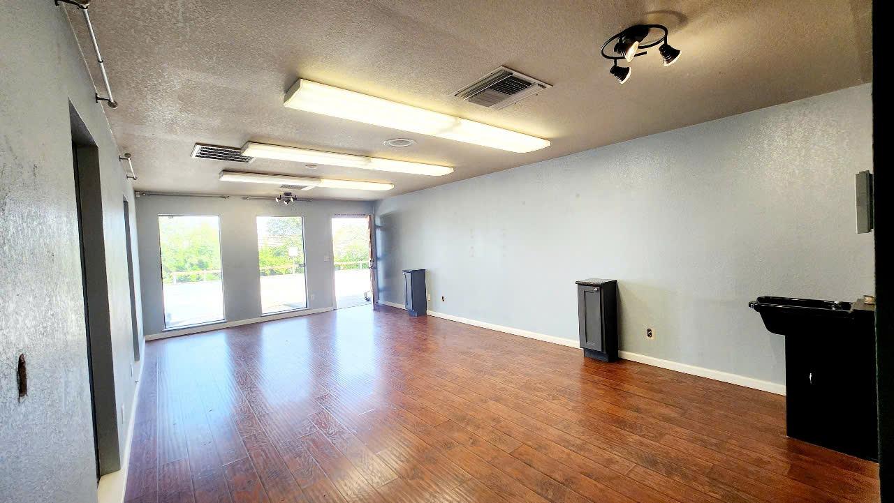 Detail Gallery Image 9 of 40 For 8770 Greenback Ln, Orangevale,  CA 95662 - – Beds | – Baths