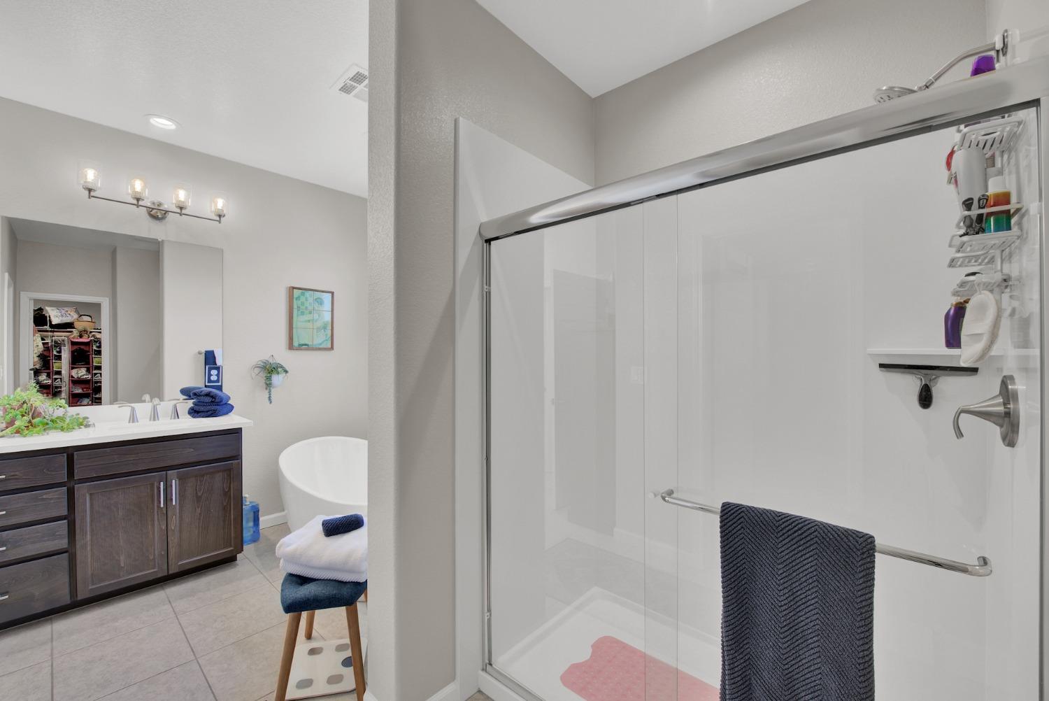 Detail Gallery Image 67 of 93 For 947 Wyatt Ln, Winters,  CA 95694 - 4 Beds | 3/1 Baths