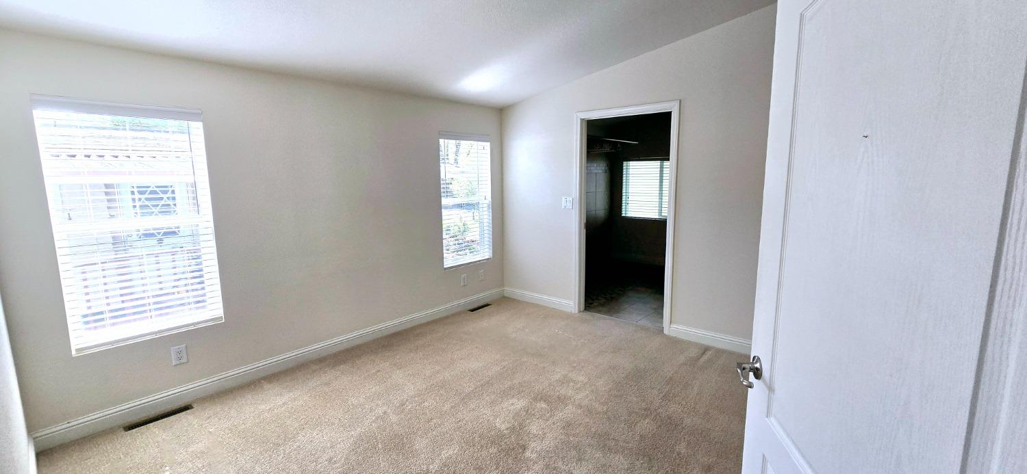 Detail Gallery Image 21 of 49 For 194 Full Cir, Davis,  CA 95618 - 3 Beds | 2 Baths
