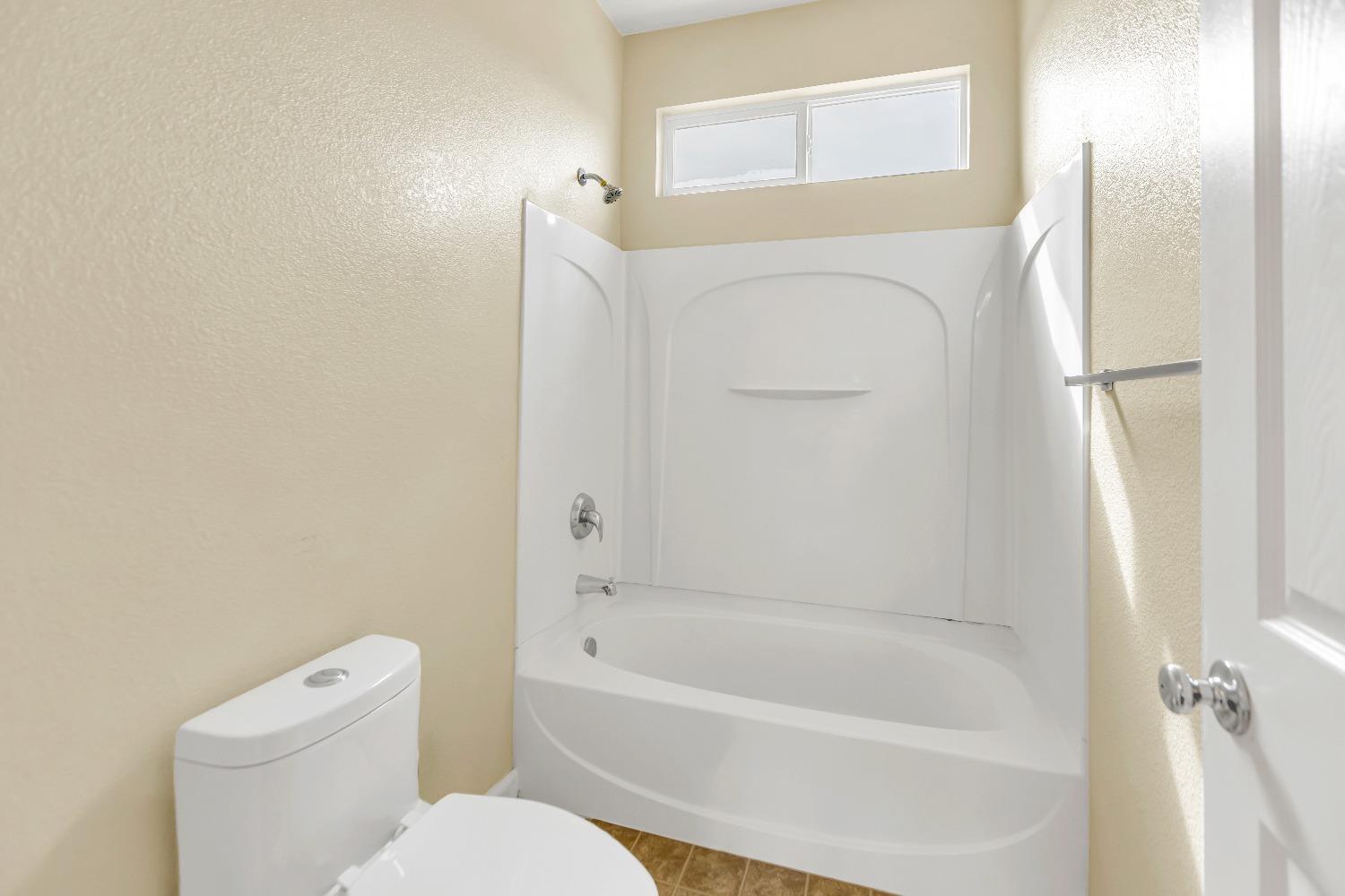 Detail Gallery Image 43 of 82 For 9903 Tiziano Dr, Stockton,  CA 95212 - 5 Beds | 4/1 Baths