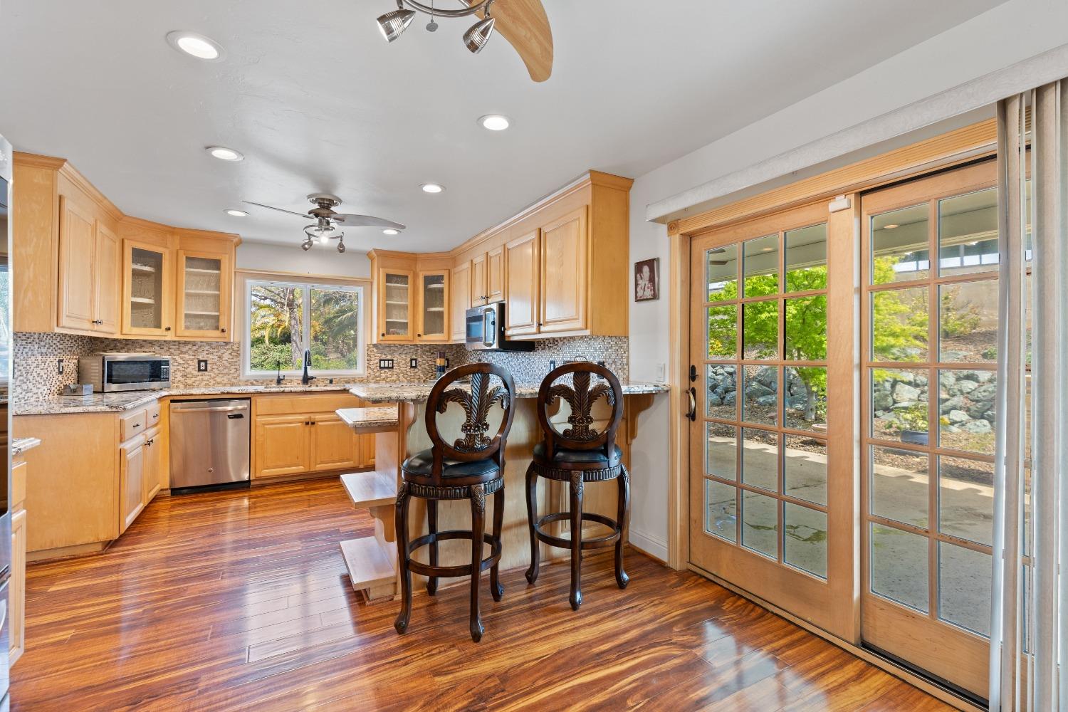 Detail Gallery Image 14 of 73 For 4161 Kapaka Ln, Wheatland,  CA 95692 - 4 Beds | 2/1 Baths