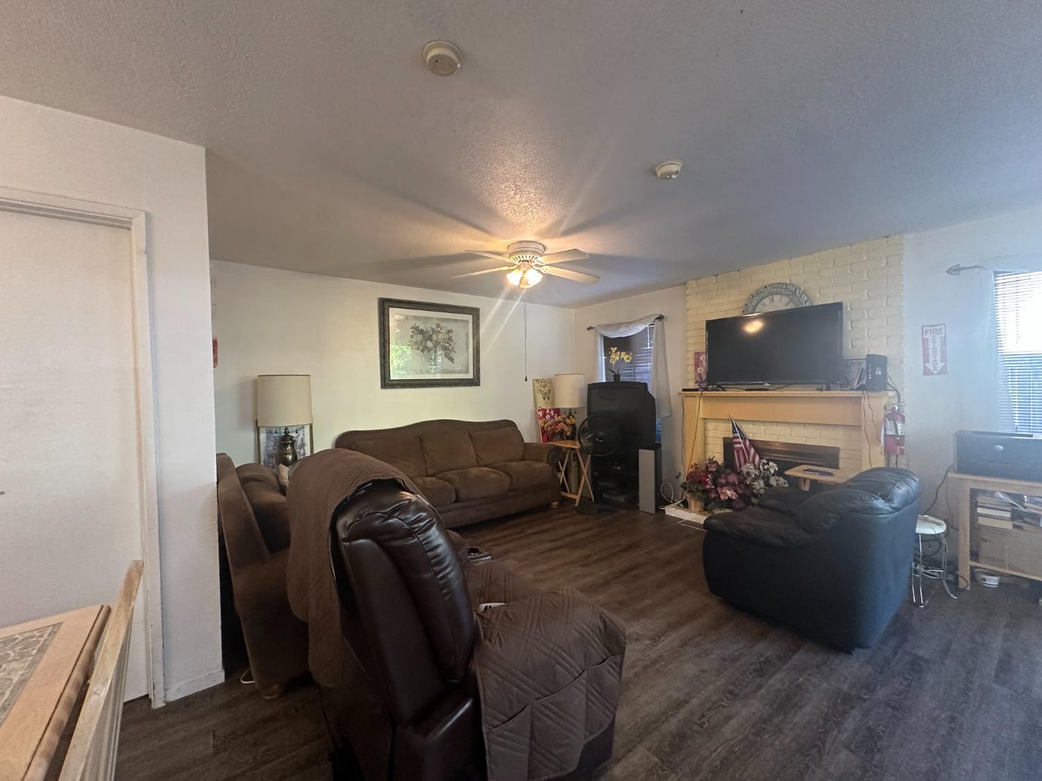 Detail Gallery Image 20 of 31 For 2305 Lido Cir, Stockton,  CA 95207 - 4 Beds | 2 Baths