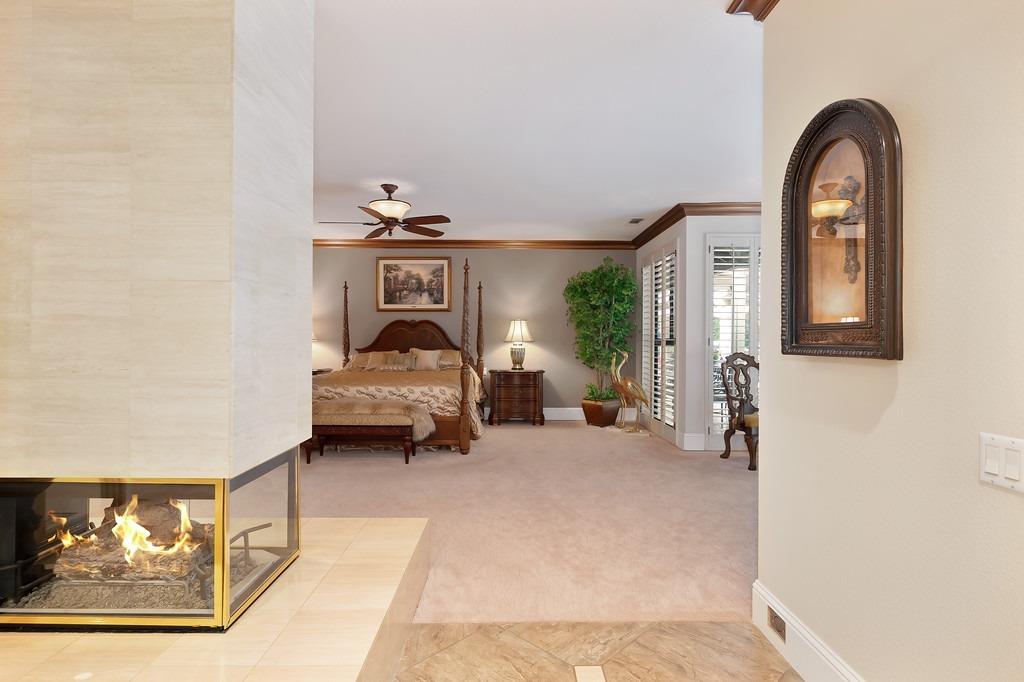 Detail Gallery Image 39 of 95 For 11523 Forty Niner Cir, Gold River,  CA 95670 - 3 Beds | 2/1 Baths