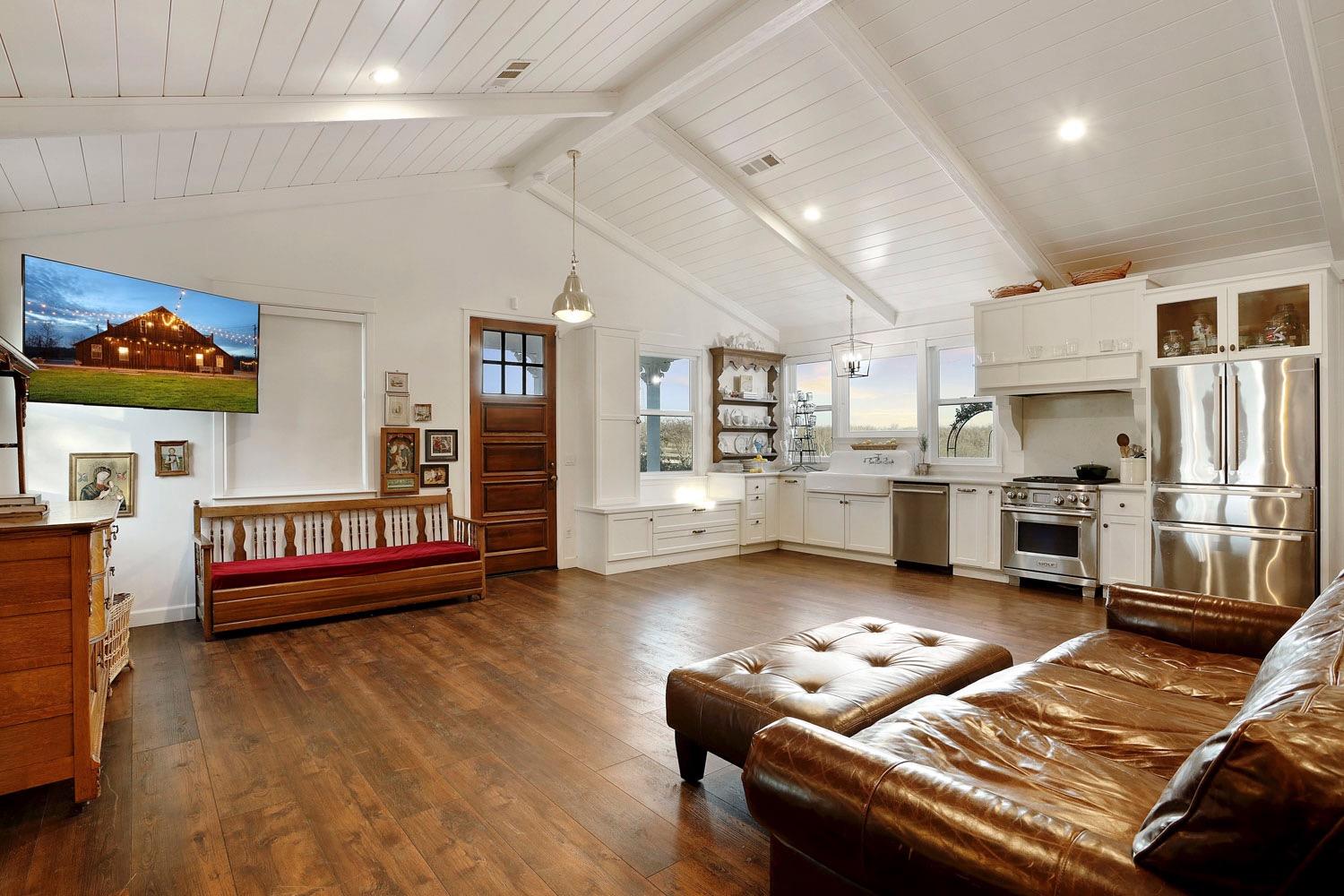 Detail Gallery Image 10 of 99 For 10031 Frankenheimer Rd, Oakdale,  CA 95361 - – Beds | – Baths