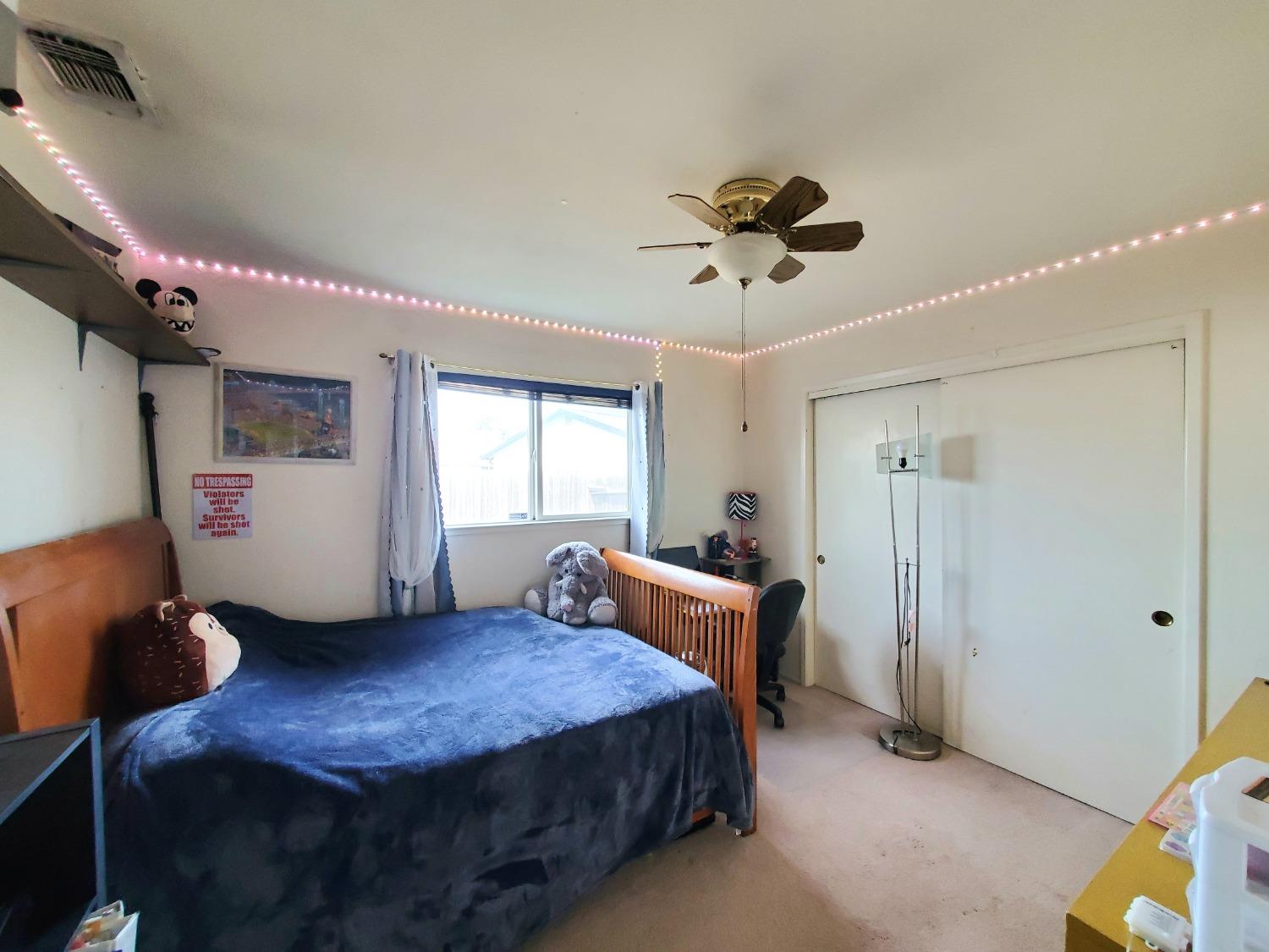 Detail Gallery Image 6 of 24 For 834 La Playa Ct, Manteca,  CA 95336 - 3 Beds | 1/1 Baths