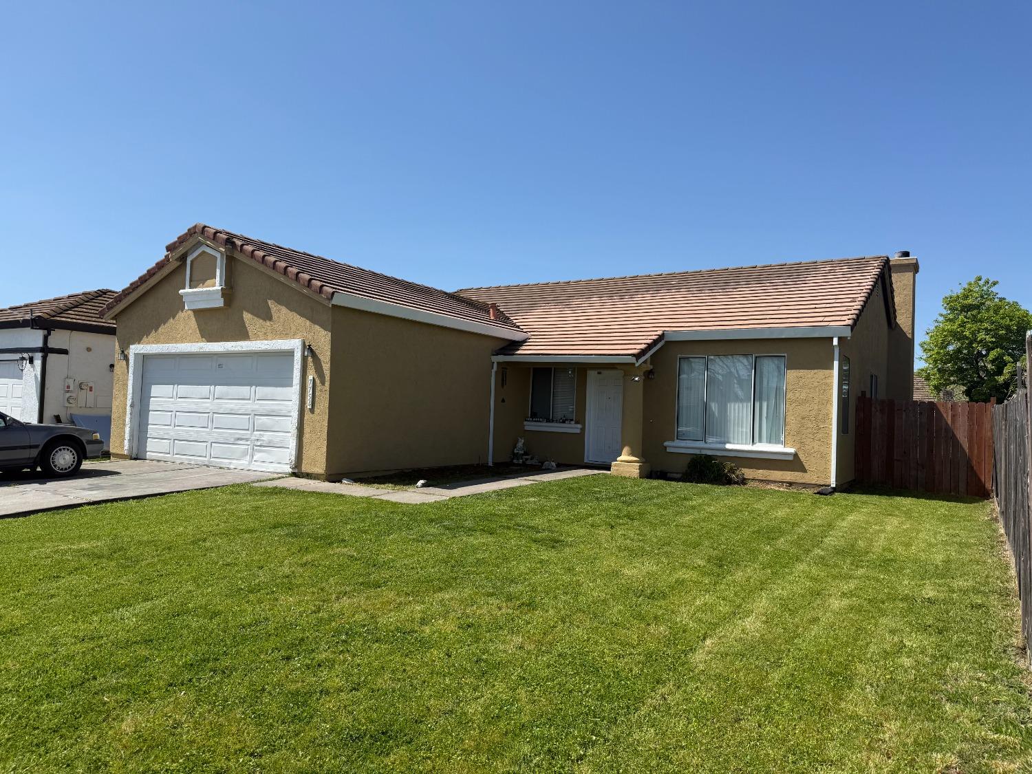 Detail Gallery Image 2 of 3 For 7754 18th St, Sacramento,  CA 95832 - 4 Beds | 2 Baths