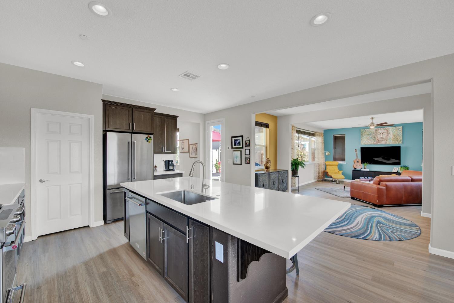 Detail Gallery Image 31 of 93 For 947 Wyatt Ln, Winters,  CA 95694 - 4 Beds | 3/1 Baths