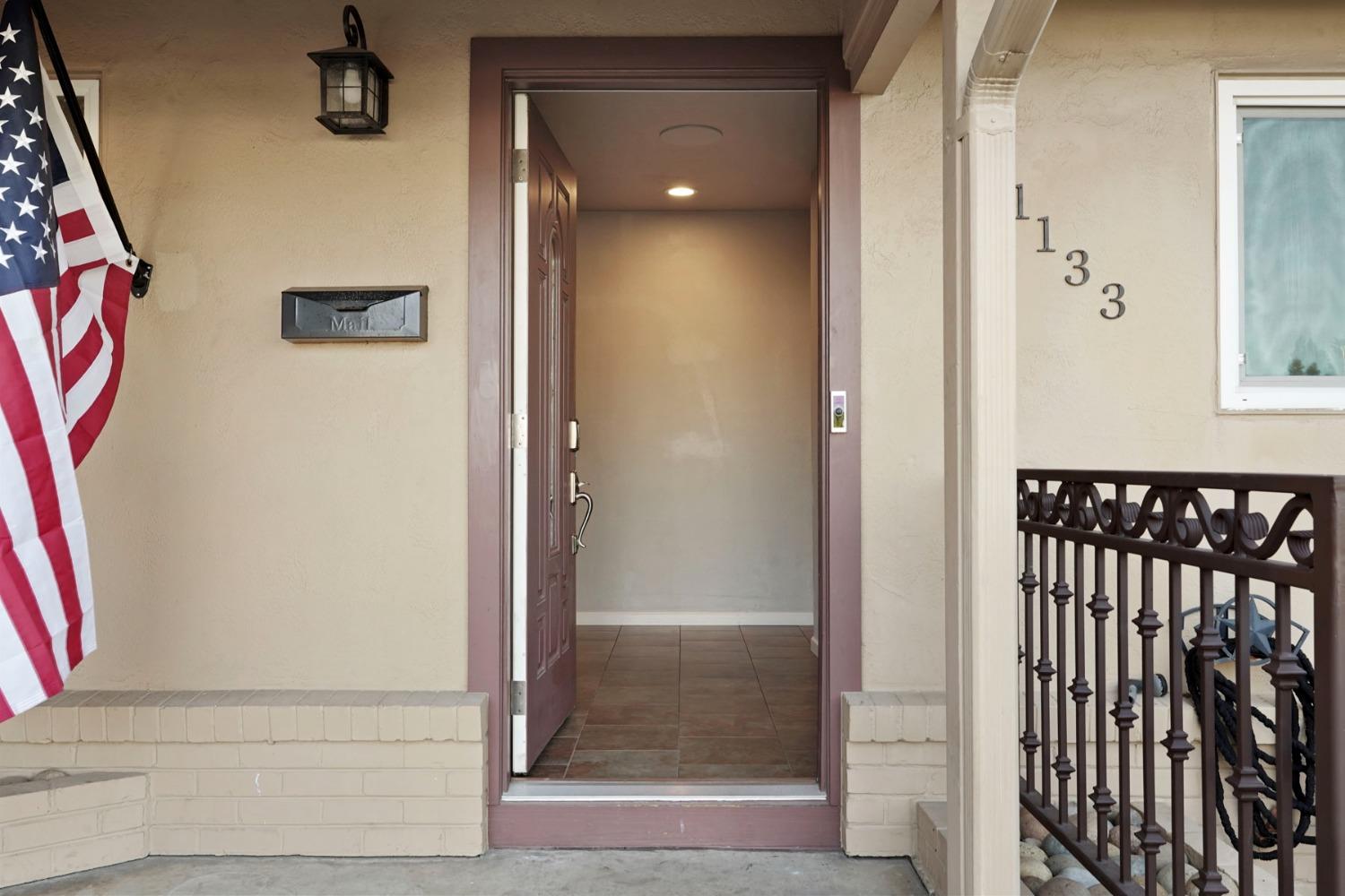 Detail Gallery Image 7 of 45 For 1133 S Orange Ave, Lodi,  CA 95240 - 3 Beds | 2 Baths