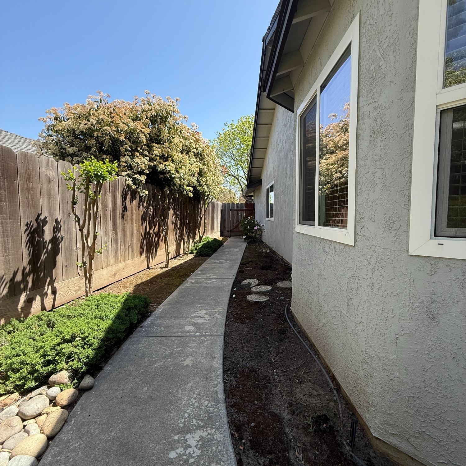 Detail Gallery Image 27 of 34 For 2301 Blue Quail Ct, Modesto,  CA 95355 - 4 Beds | 2 Baths