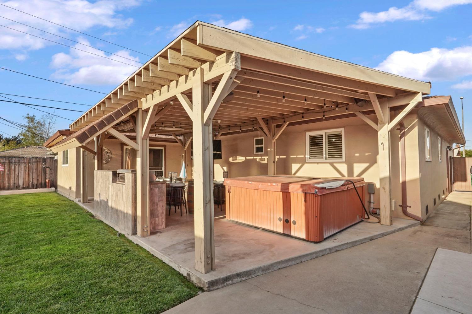 Detail Gallery Image 34 of 45 For 1133 S Orange Ave, Lodi,  CA 95240 - 3 Beds | 2 Baths