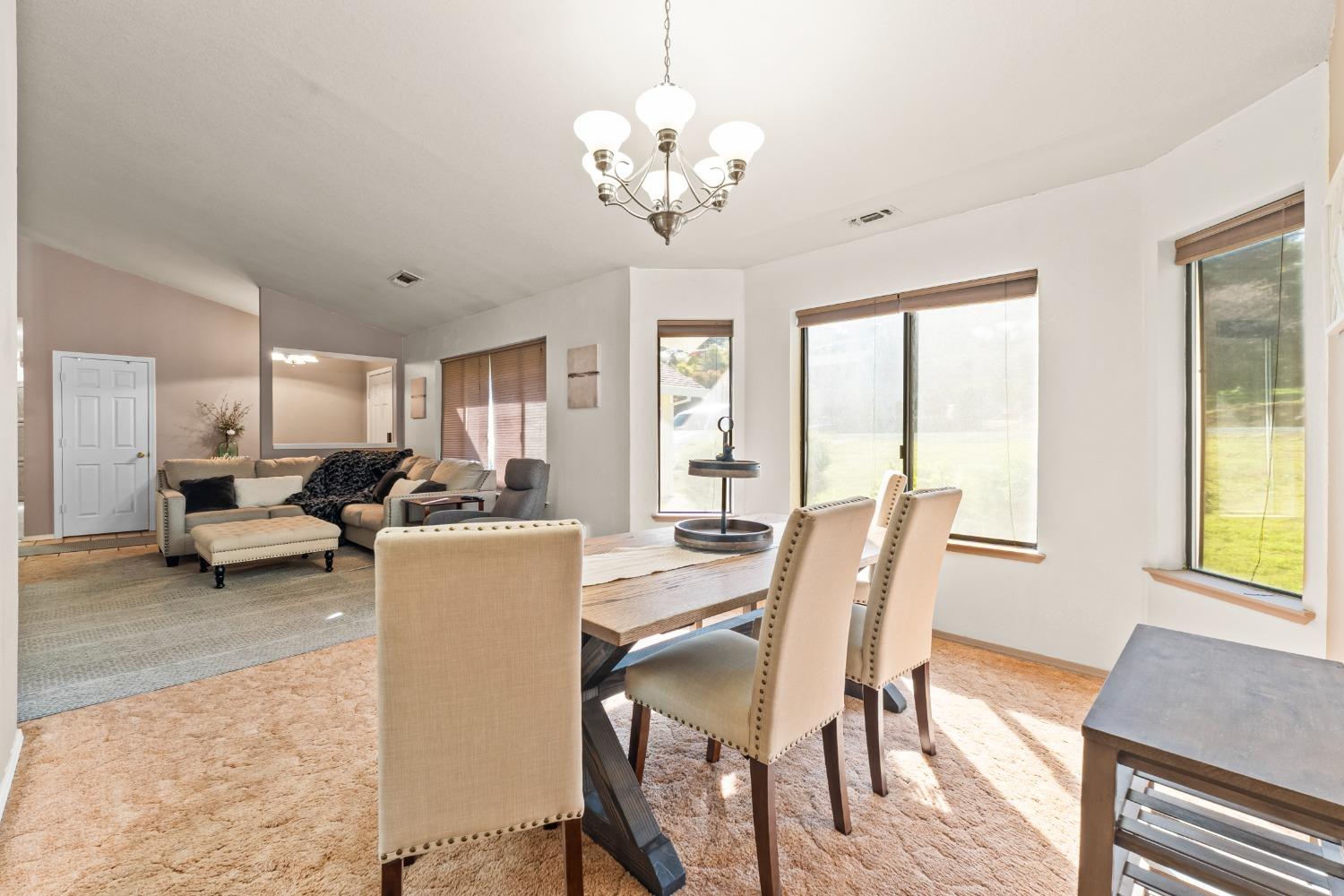 Detail Gallery Image 8 of 33 For 3068 Knollwood Dr, Cameron Park,  CA 95682 - 3 Beds | 2 Baths