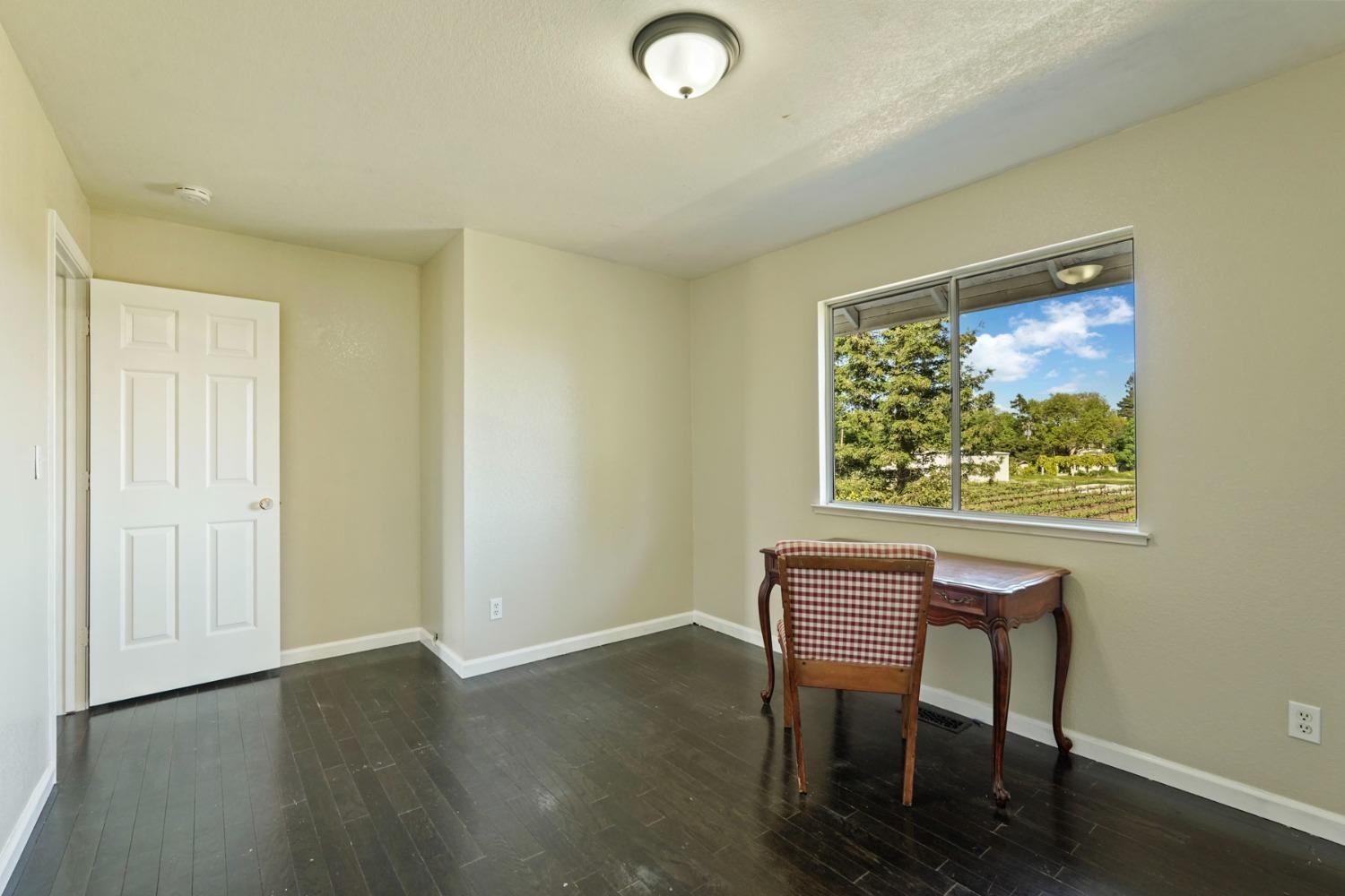 Detail Gallery Image 28 of 70 For 379 W Taddei Rd, Acampo,  CA 95220 - 3 Beds | 2/1 Baths