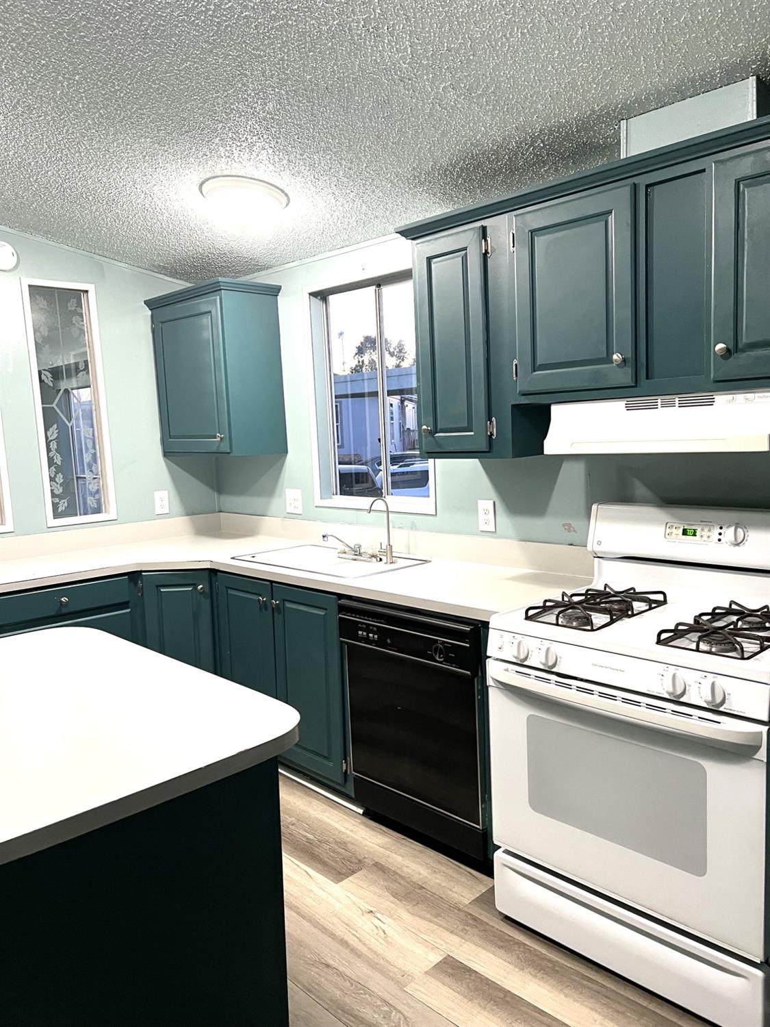 Detail Gallery Image 13 of 23 For 289 N Mercury St, Santa Nella,  CA 95322 - 3 Beds | 2 Baths
