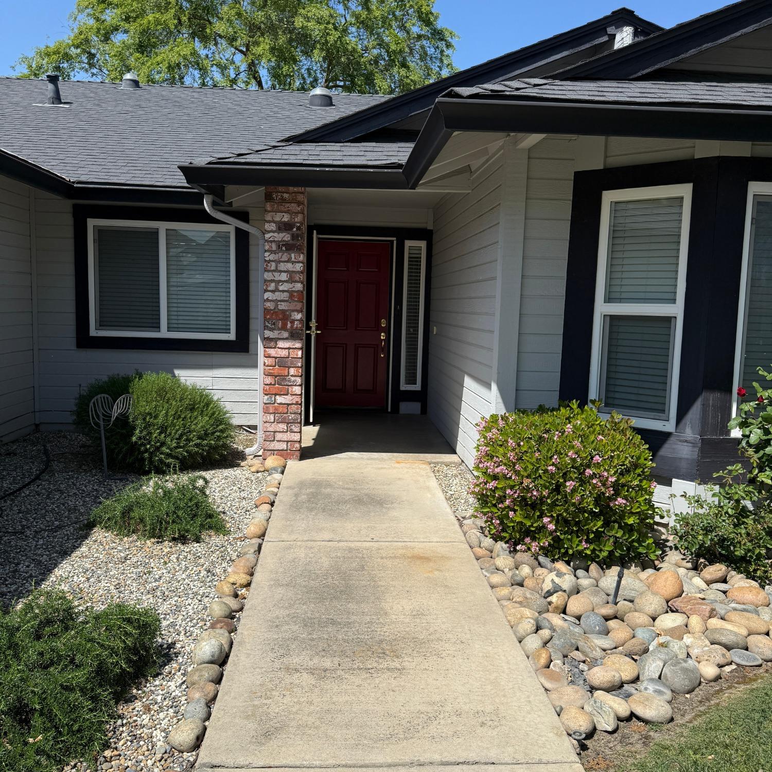 Detail Gallery Image 3 of 34 For 2301 Blue Quail Ct, Modesto,  CA 95355 - 4 Beds | 2 Baths