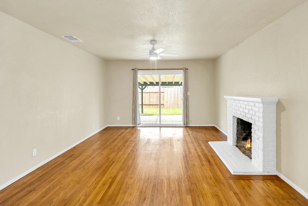 Detail Gallery Image 33 of 48 For 2150 60th Ave, Sacramento,  CA 95822 - 4 Beds | 2 Baths