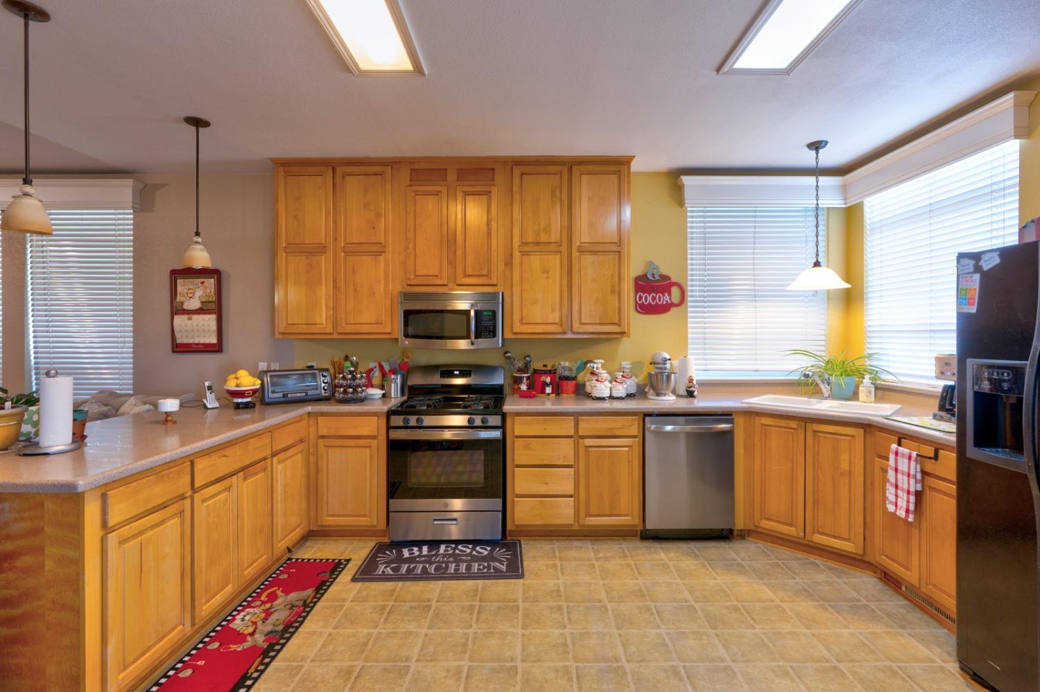 Detail Gallery Image 13 of 34 For 1470 Queen Way 17, Livingston,  CA 95334 - 2 Beds | 2 Baths