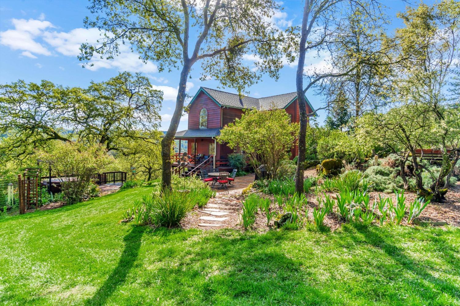 Detail Gallery Image 1 of 1 For 3135 Tomahawk Rd, Cool,  CA 95614 - 2 Beds | 2 Baths