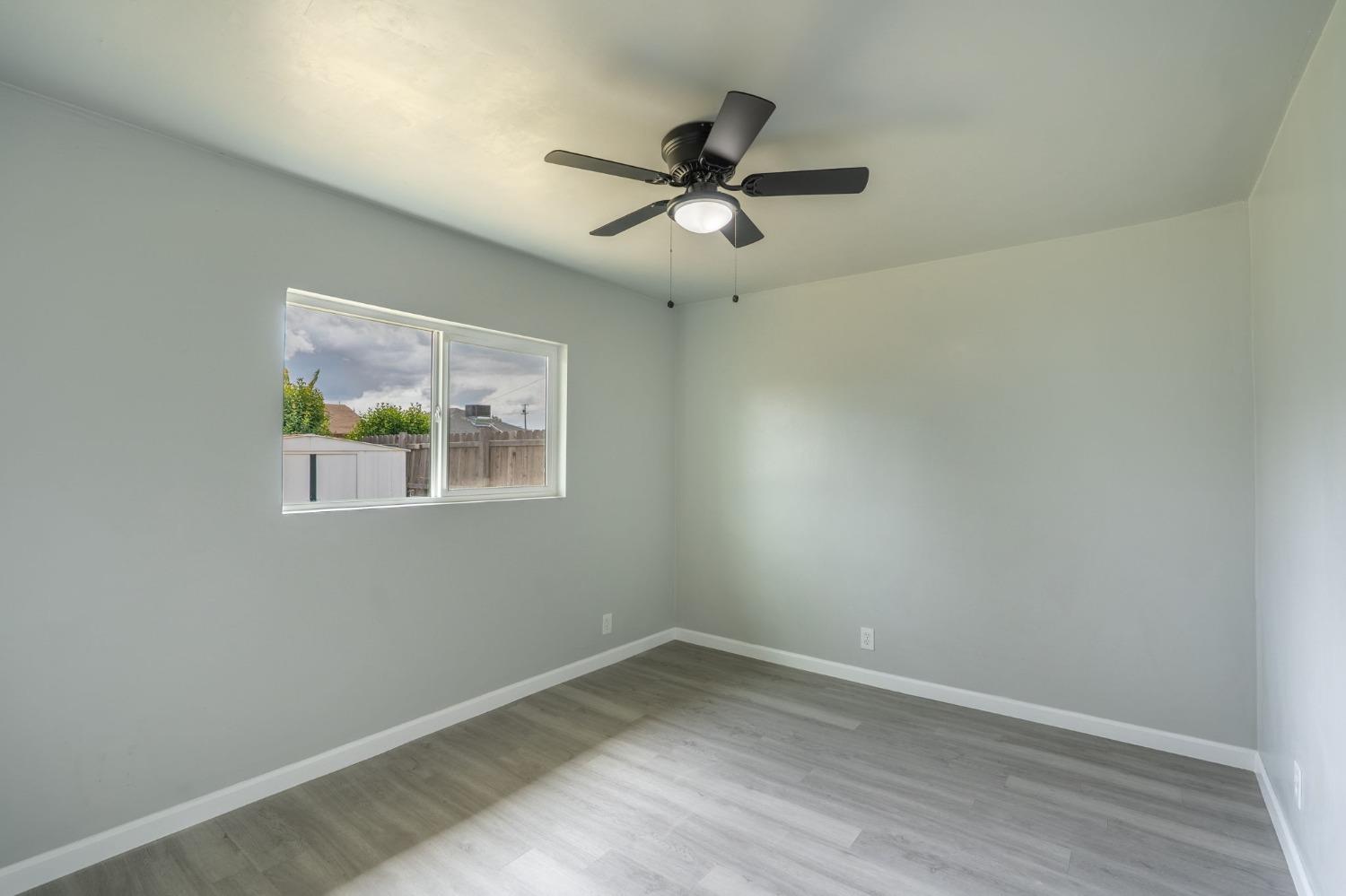 Detail Gallery Image 16 of 27 For 426 Howard St, Stockton,  CA 95206 - 3 Beds | 2 Baths