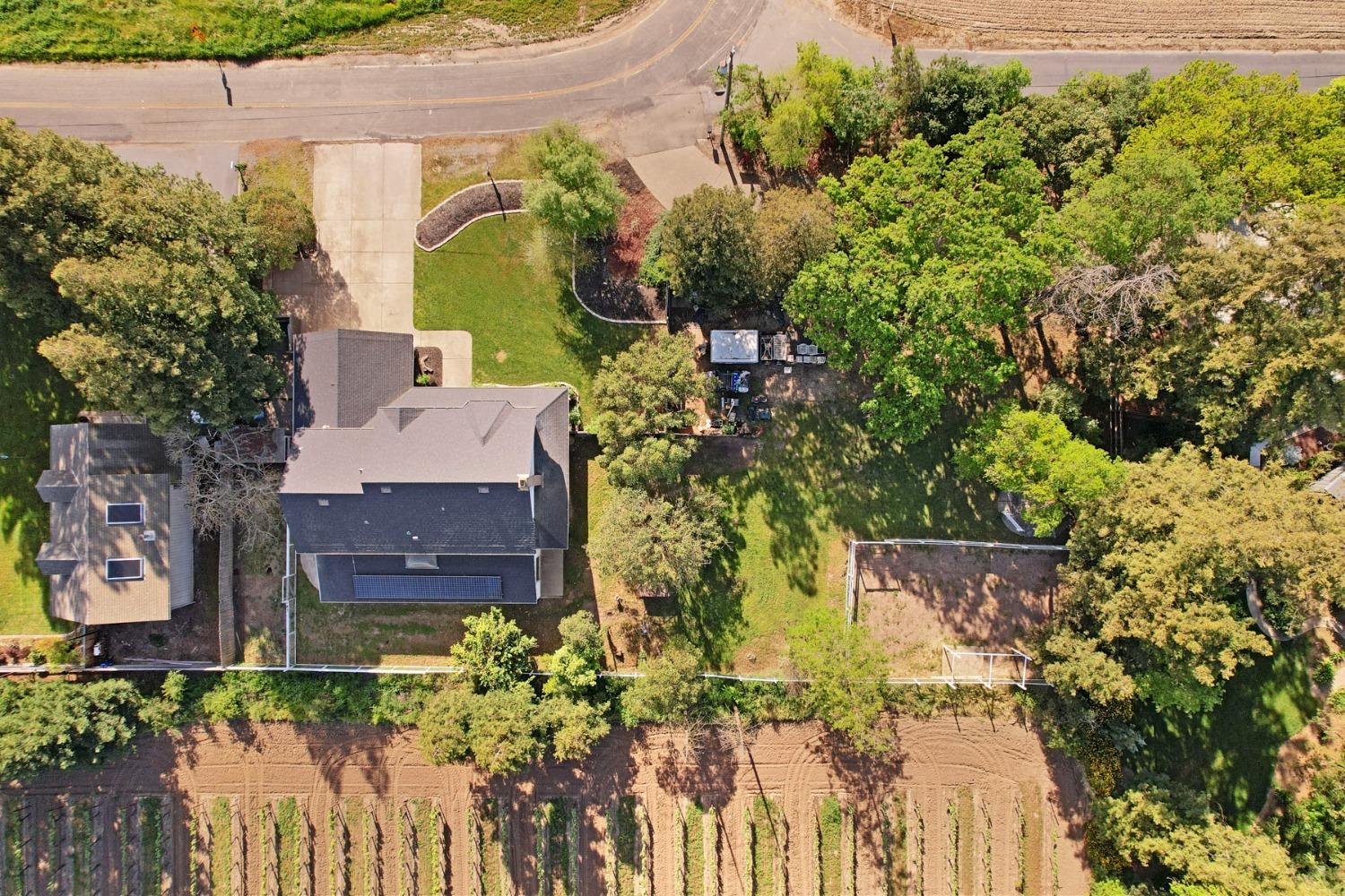 Detail Gallery Image 60 of 70 For 379 W Taddei Rd, Acampo,  CA 95220 - 3 Beds | 2/1 Baths
