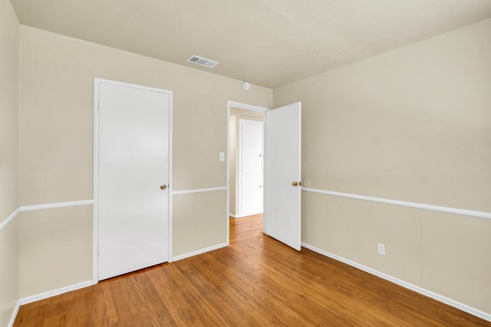 Detail Gallery Image 13 of 48 For 2150 60th Ave, Sacramento,  CA 95822 - 4 Beds | 2 Baths