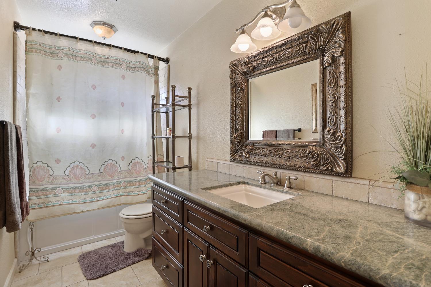 Detail Gallery Image 34 of 40 For 9127 Rutland Ct, Stockton,  CA 95209 - 4 Beds | 3 Baths