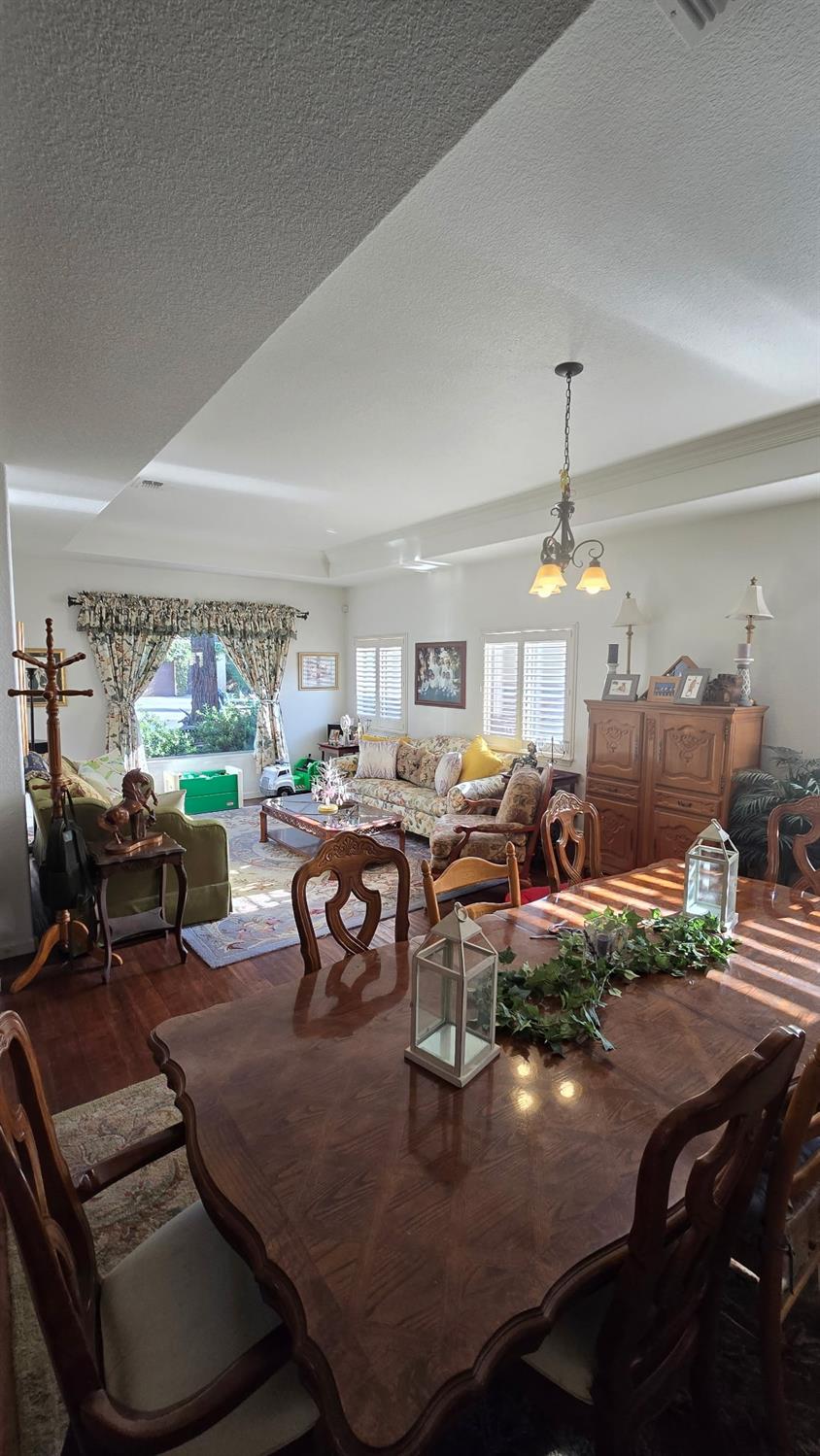 Detail Gallery Image 17 of 98 For 10940 St. Moritz Cir, Stockton,  CA 95209 - 6 Beds | 5 Baths