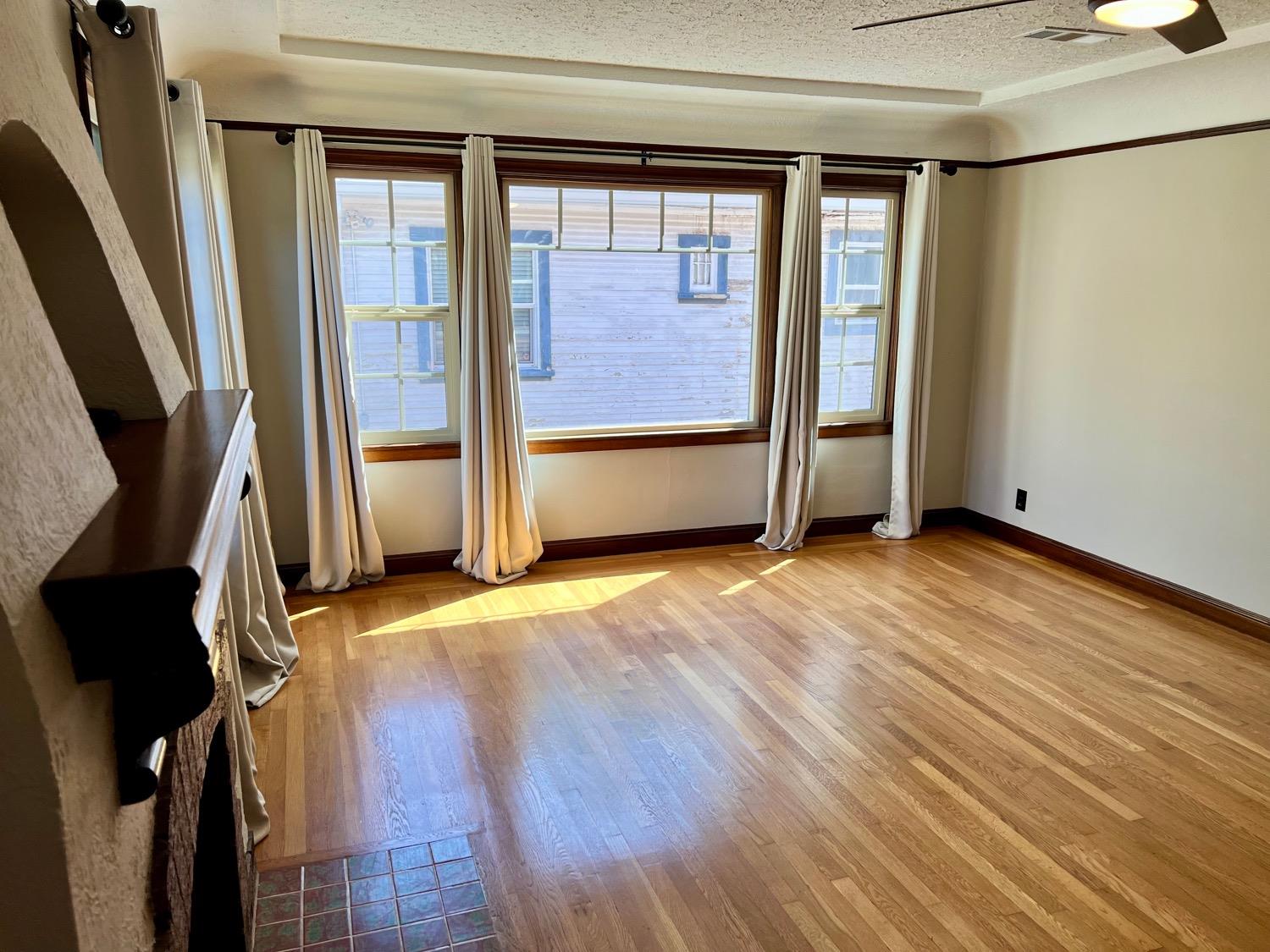 Detail Gallery Image 7 of 99 For 1228 W Walnut St, Stockton,  CA 95203 - 3 Beds | 2 Baths