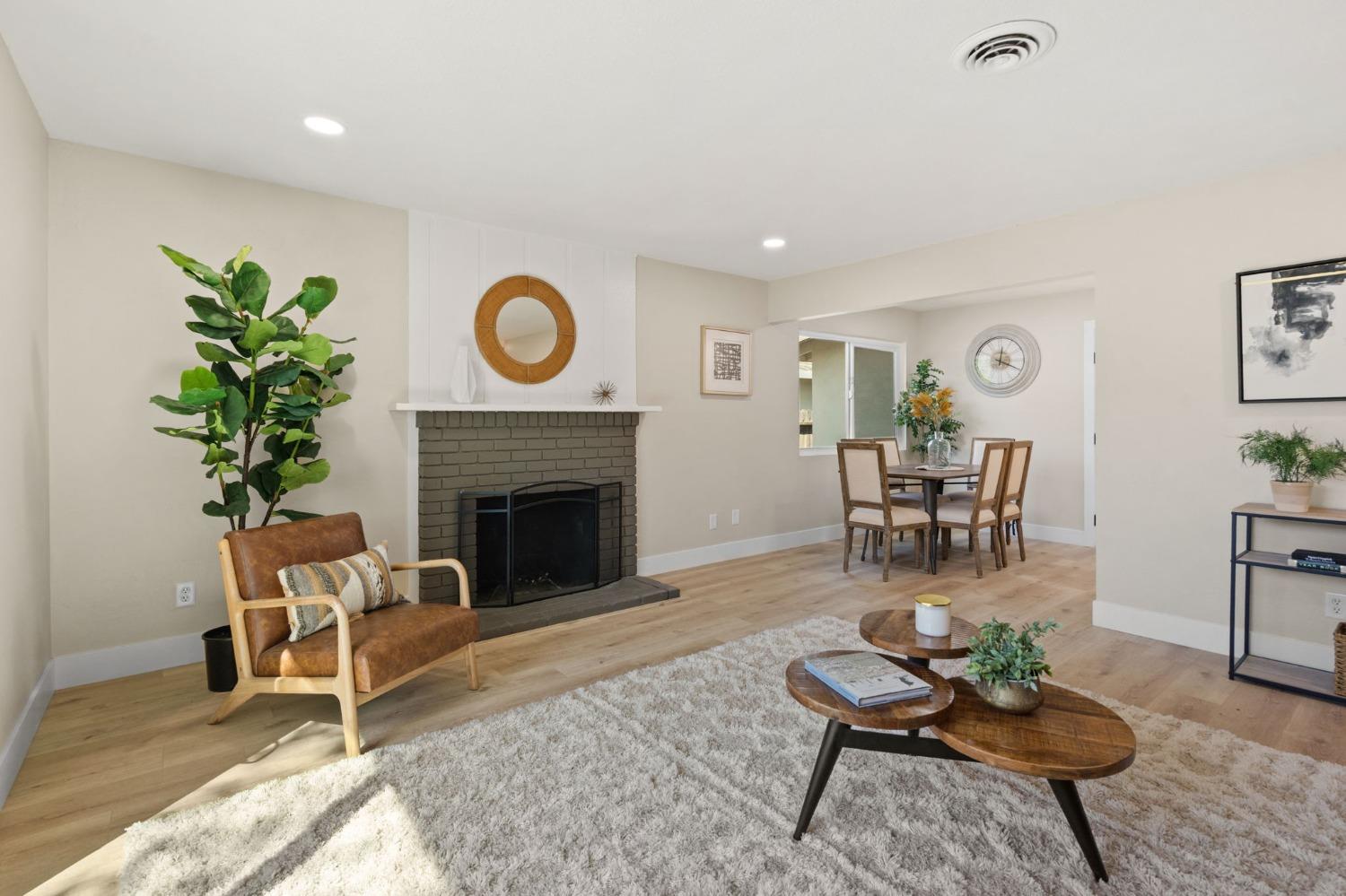 Detail Gallery Image 1 of 21 For 1314 Sheridan Ave, Roseville,  CA 95661 - 3 Beds | 2 Baths