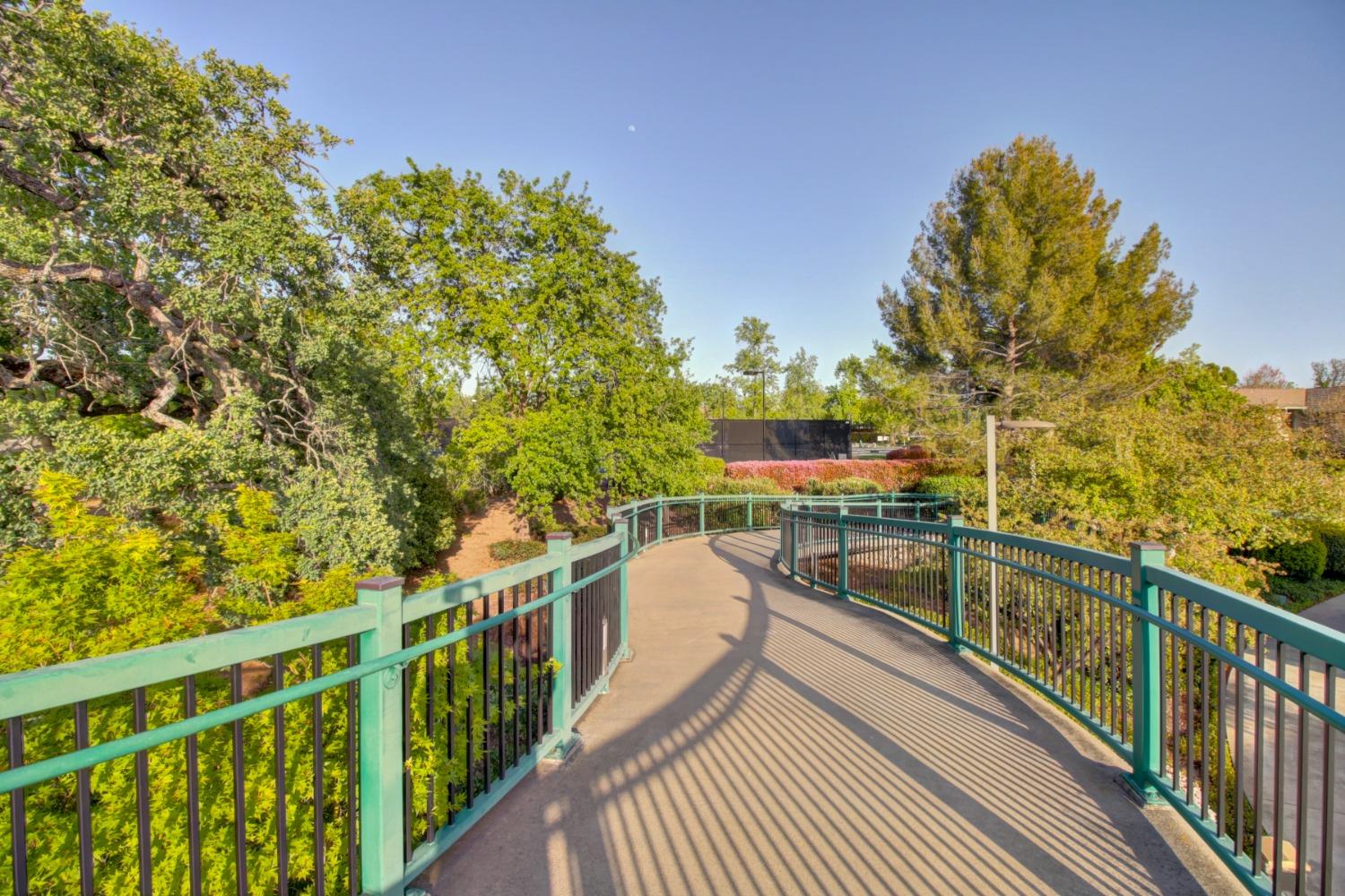 Detail Gallery Image 60 of 62 For 3018 Crestwood Way, Rocklin,  CA 95765 - 2 Beds | 2 Baths