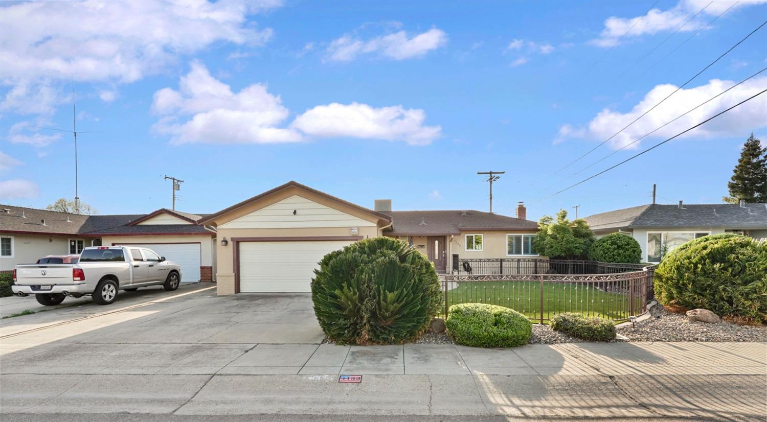Detail Gallery Image 45 of 45 For 1133 S Orange Ave, Lodi,  CA 95240 - 3 Beds | 2 Baths