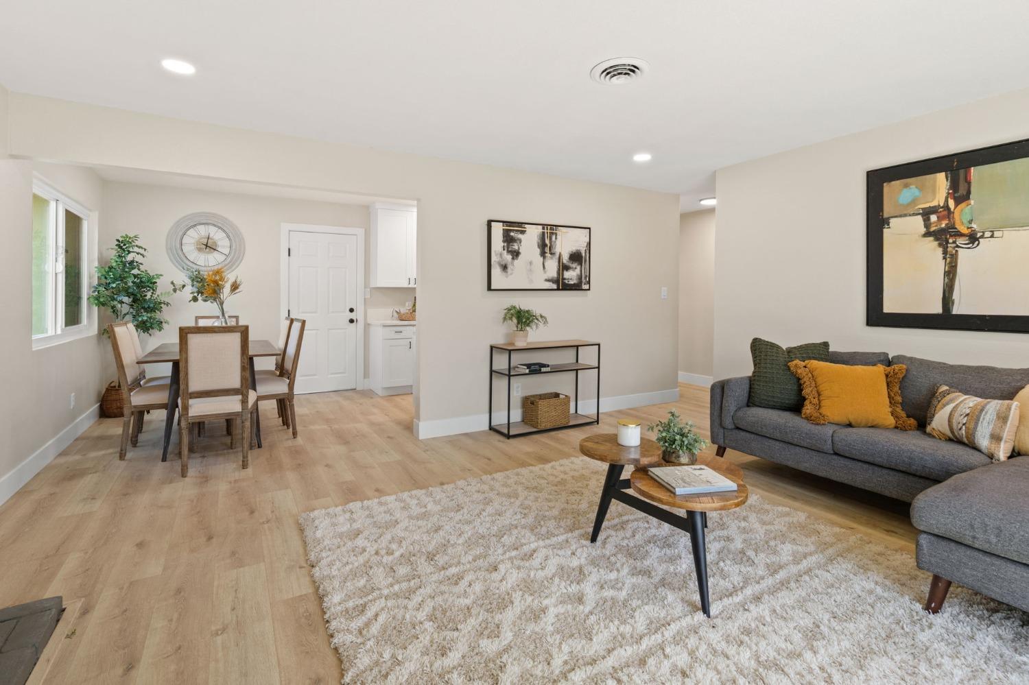 Detail Gallery Image 9 of 21 For 1314 Sheridan Ave, Roseville,  CA 95661 - 3 Beds | 2 Baths