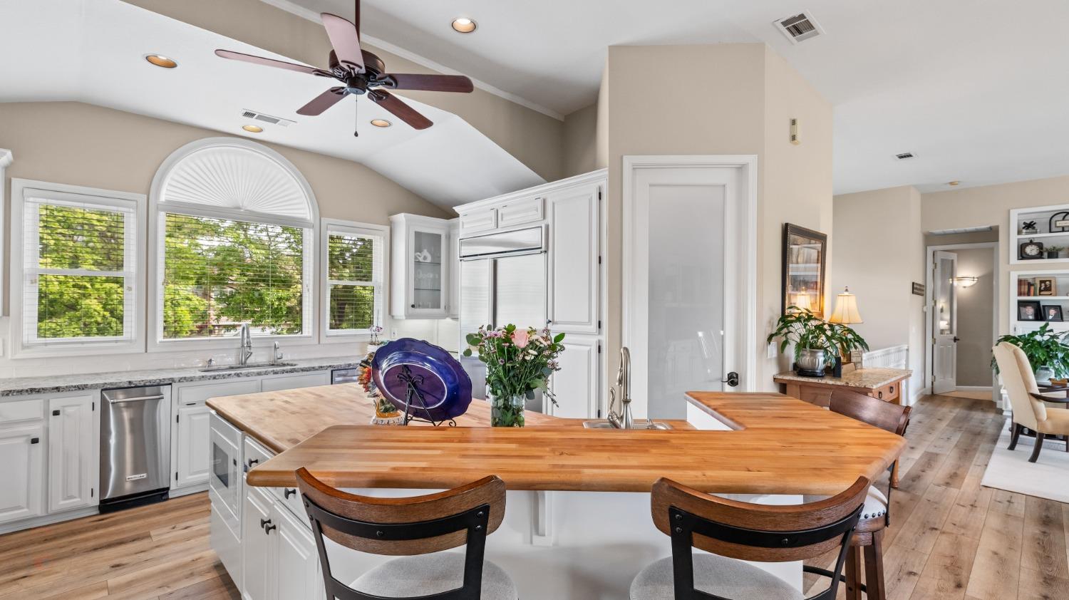 Detail Gallery Image 26 of 92 For 4417 Saint Andrews Dr, Stockton,  CA 95219 - 3 Beds | 2/1 Baths