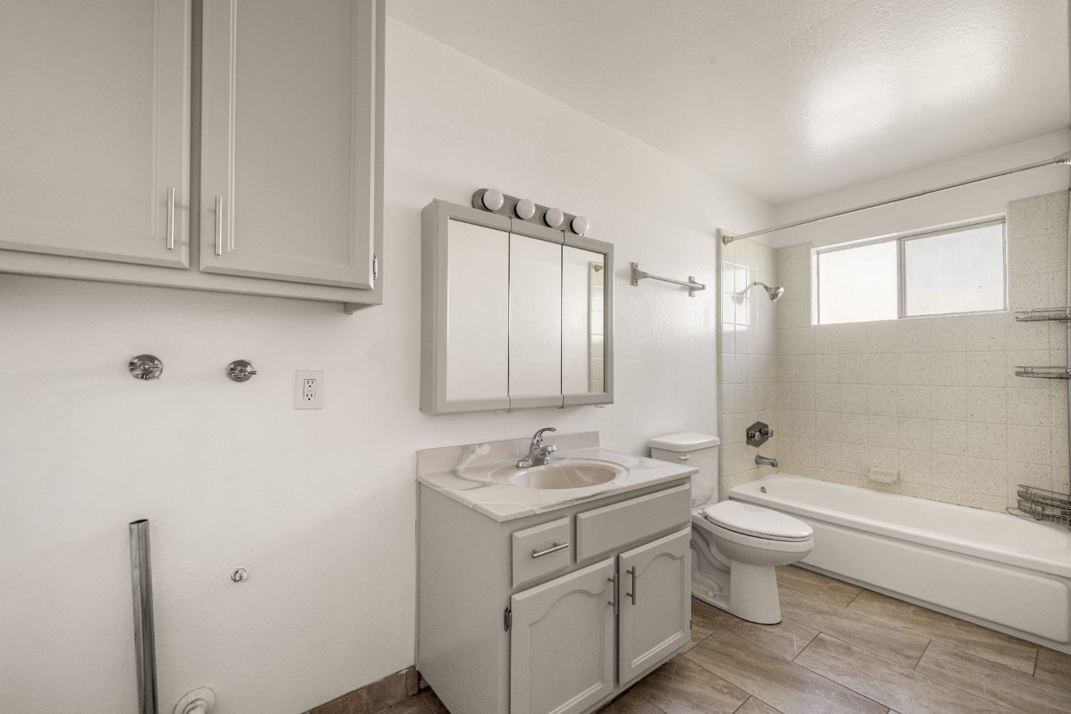 Live Oak Way, Auburn, California image 24