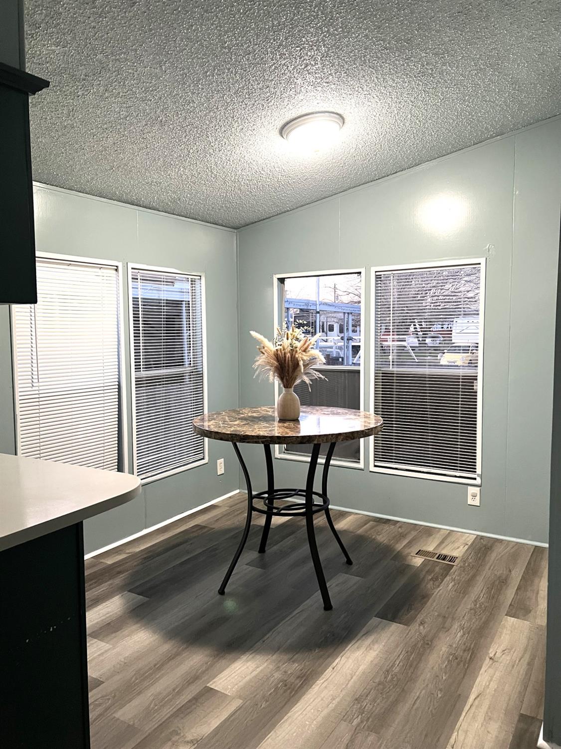 Detail Gallery Image 6 of 23 For 289 N Mercury St, Santa Nella,  CA 95322 - 3 Beds | 2 Baths