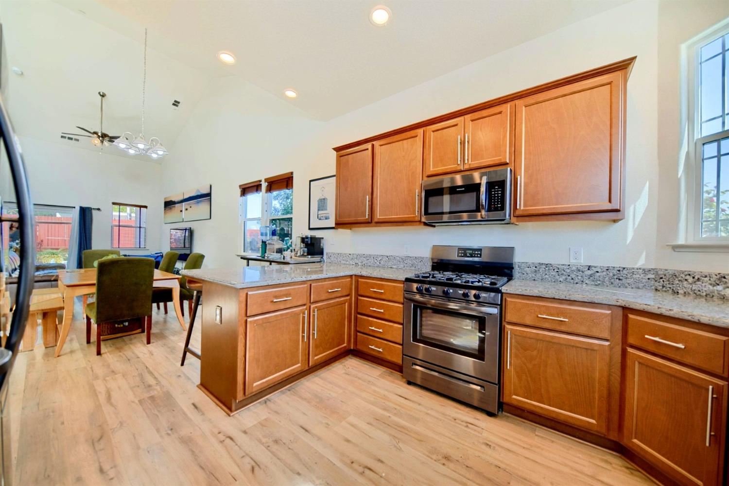Detail Gallery Image 22 of 81 For 601 St Helena Dr, Newman,  CA 95360 - 4 Beds | 2/1 Baths