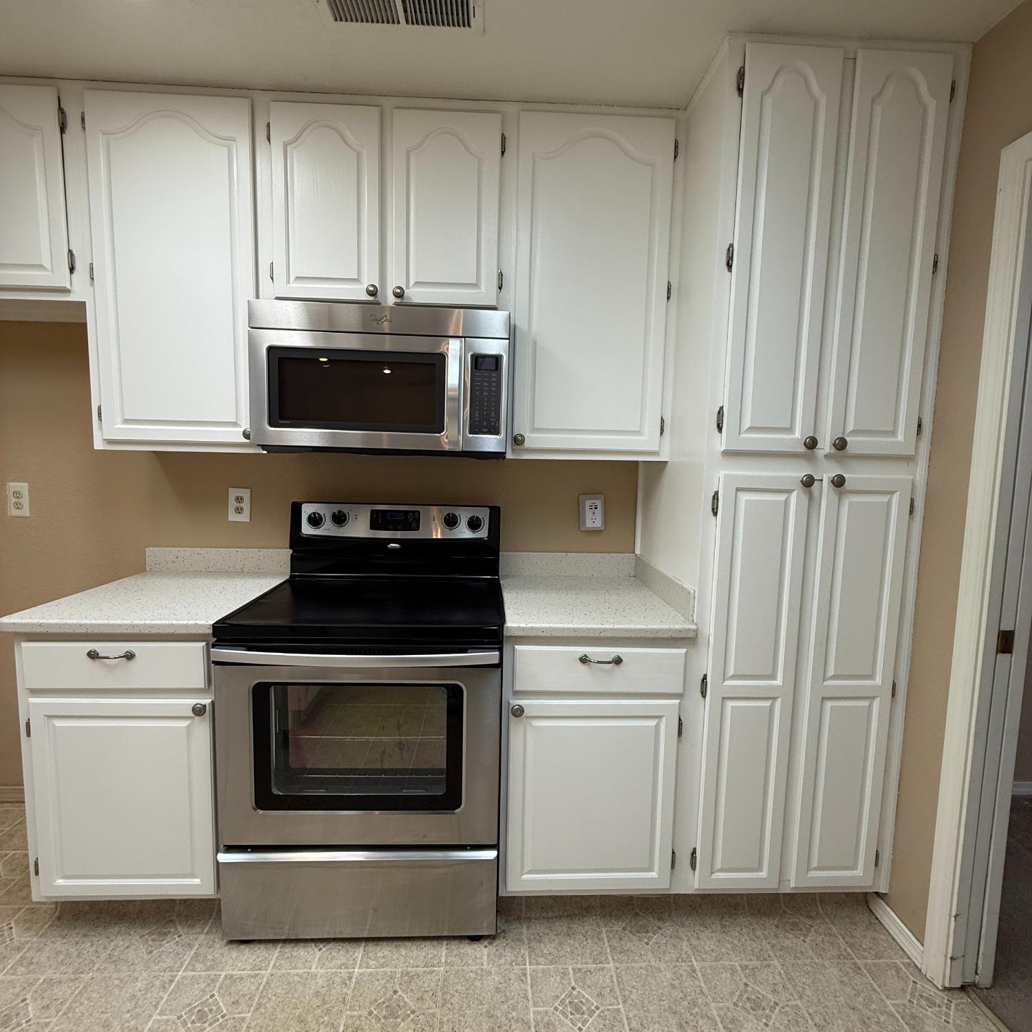 Detail Gallery Image 8 of 34 For 2301 Blue Quail Ct, Modesto,  CA 95355 - 4 Beds | 2 Baths